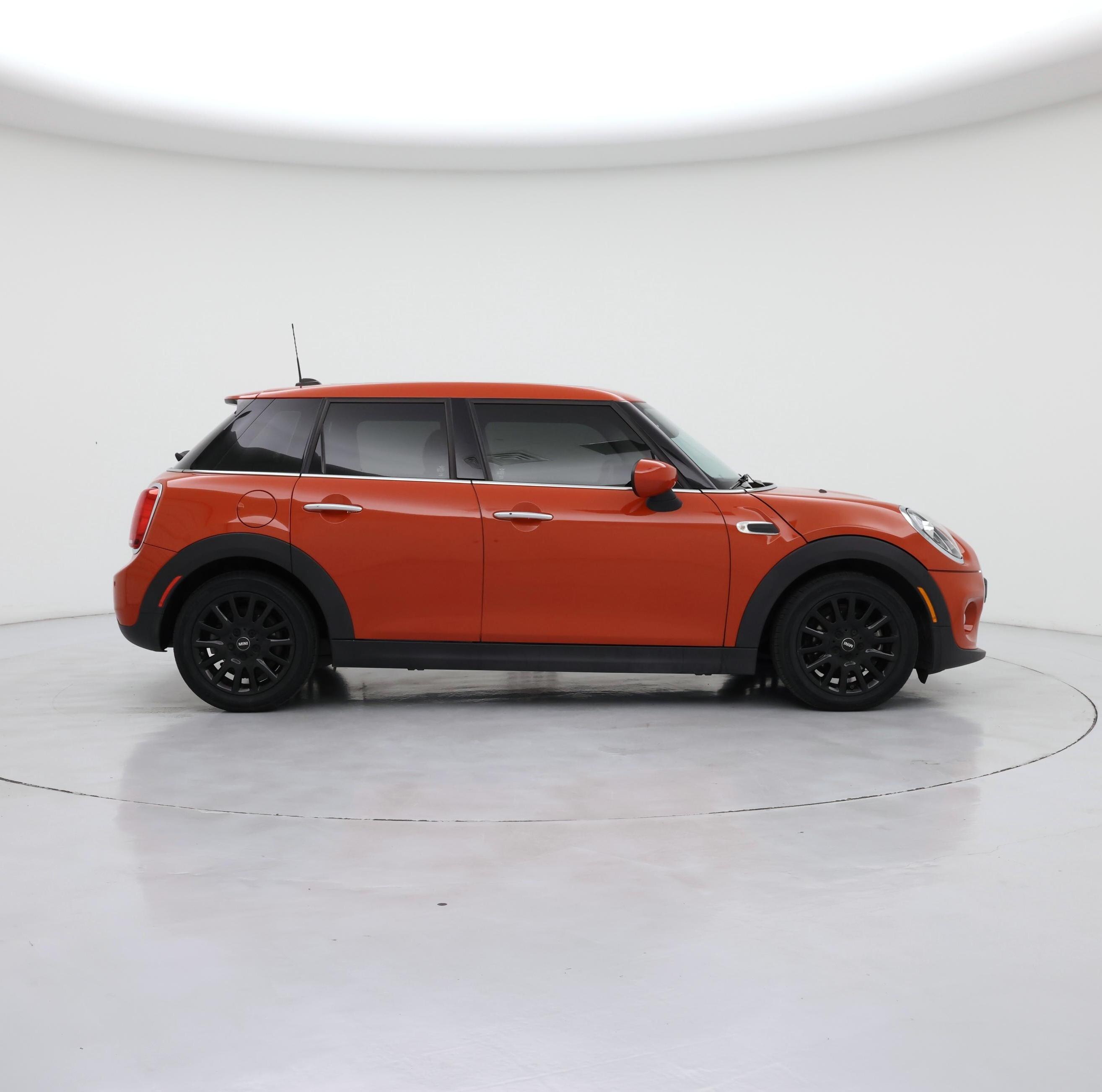 Thumbnail: 2020 MINI Cooper Hardtop - 7