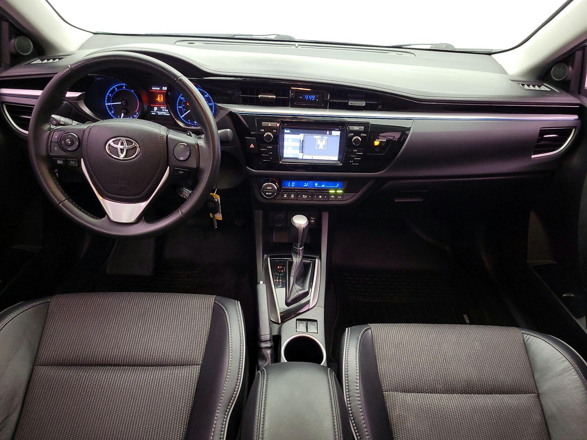 Thumbnail: 2015 Toyota Corolla - 9