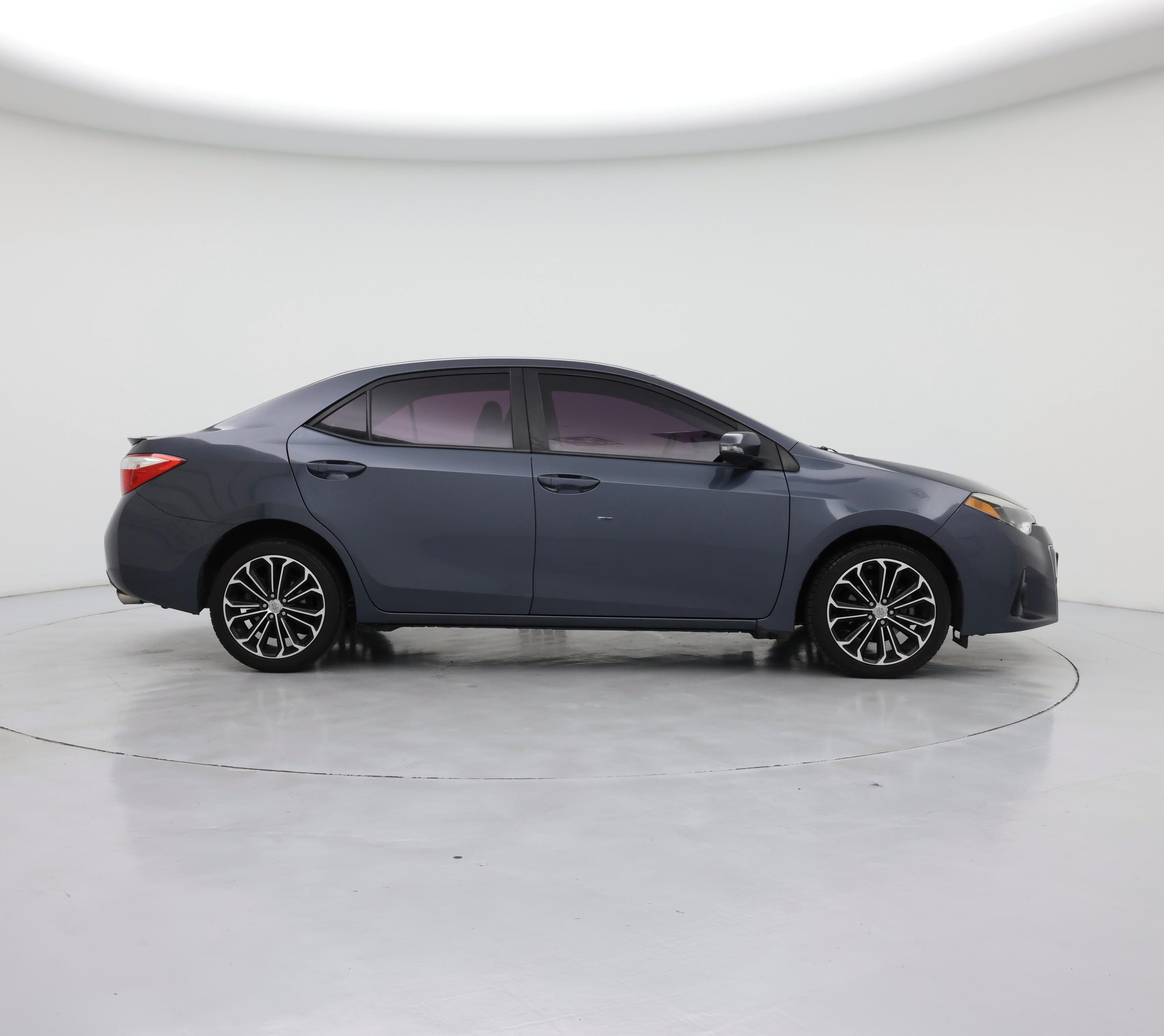 Thumbnail: 2015 Toyota Corolla - 7