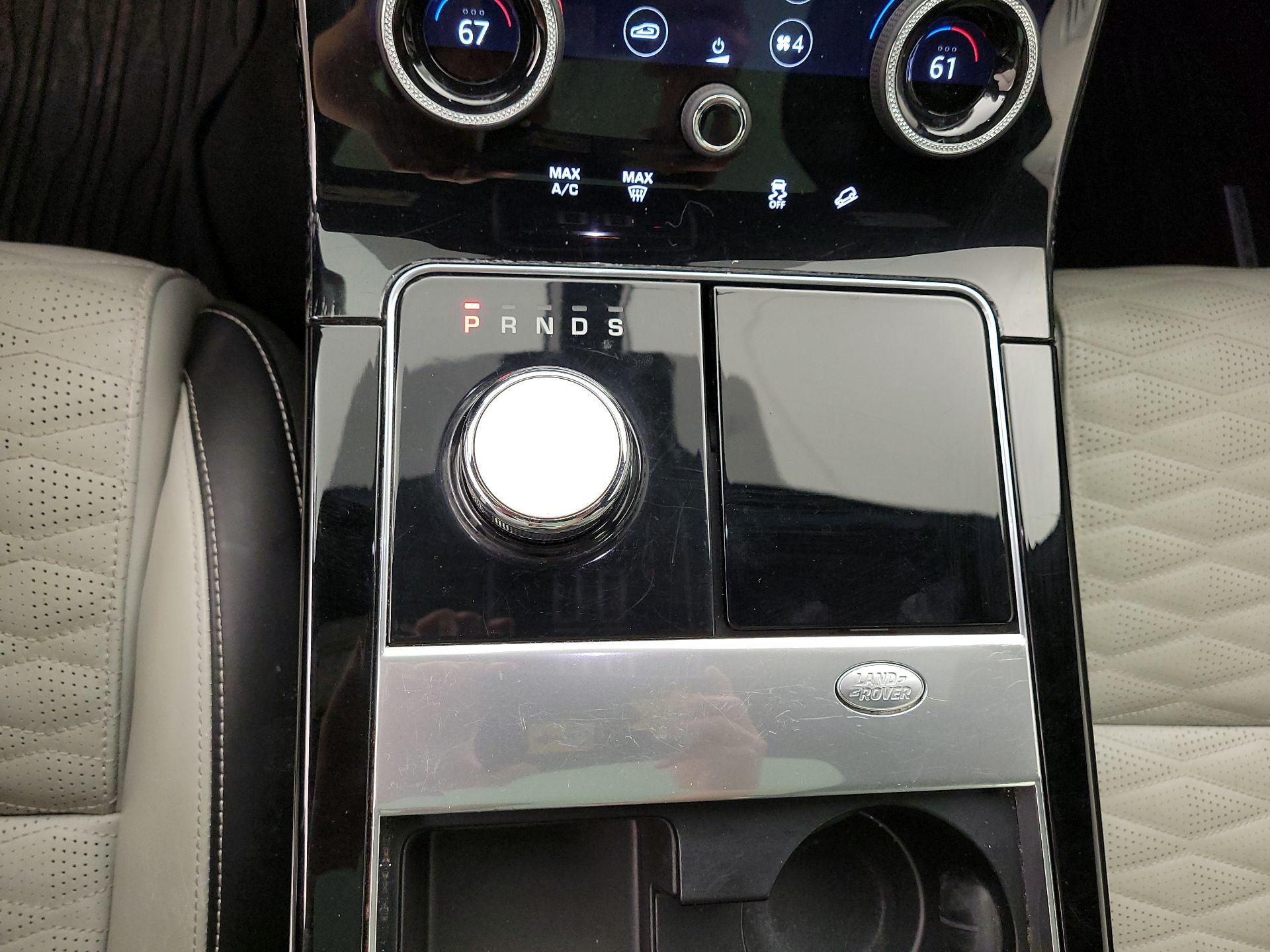 Thumbnail: 2020 Land Rover Range Rover Velar - 18