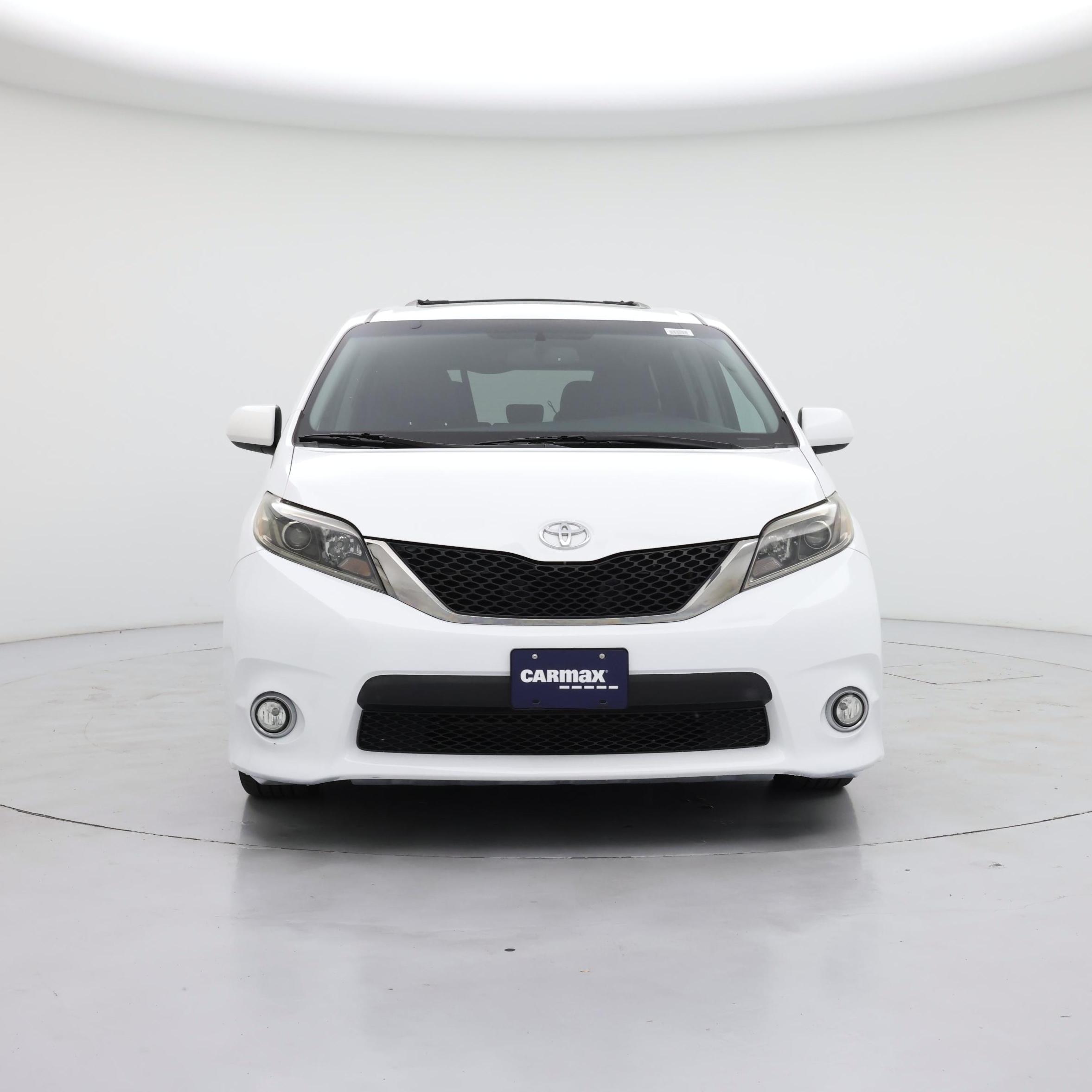 Thumbnail: 2017 Toyota Sienna - 5