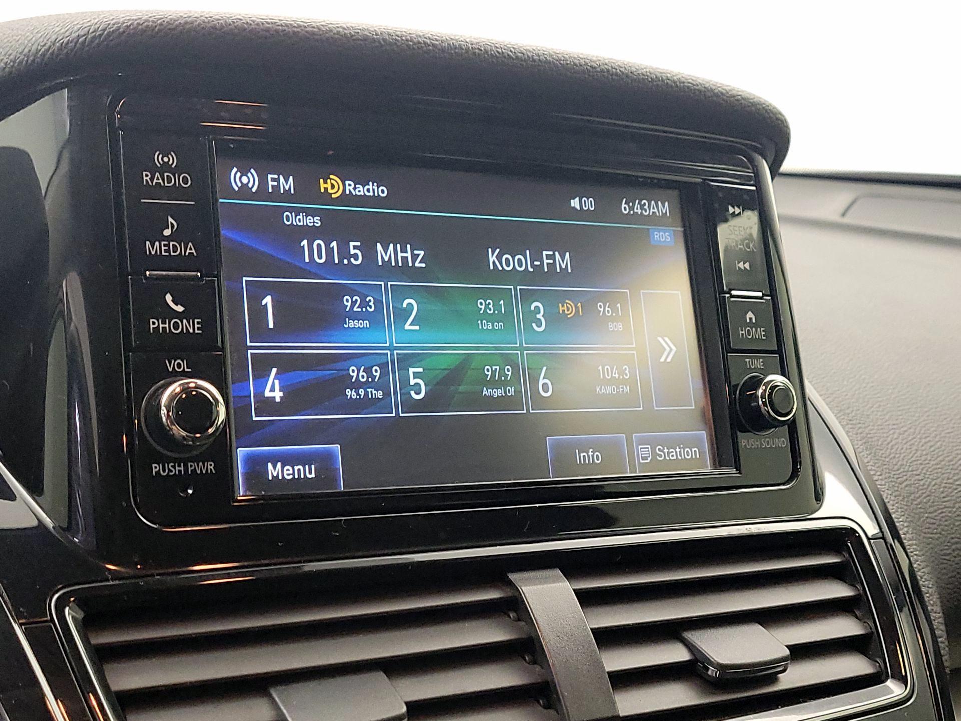 Thumbnail: 2022 Mitsubishi Eclipse Cross - 15