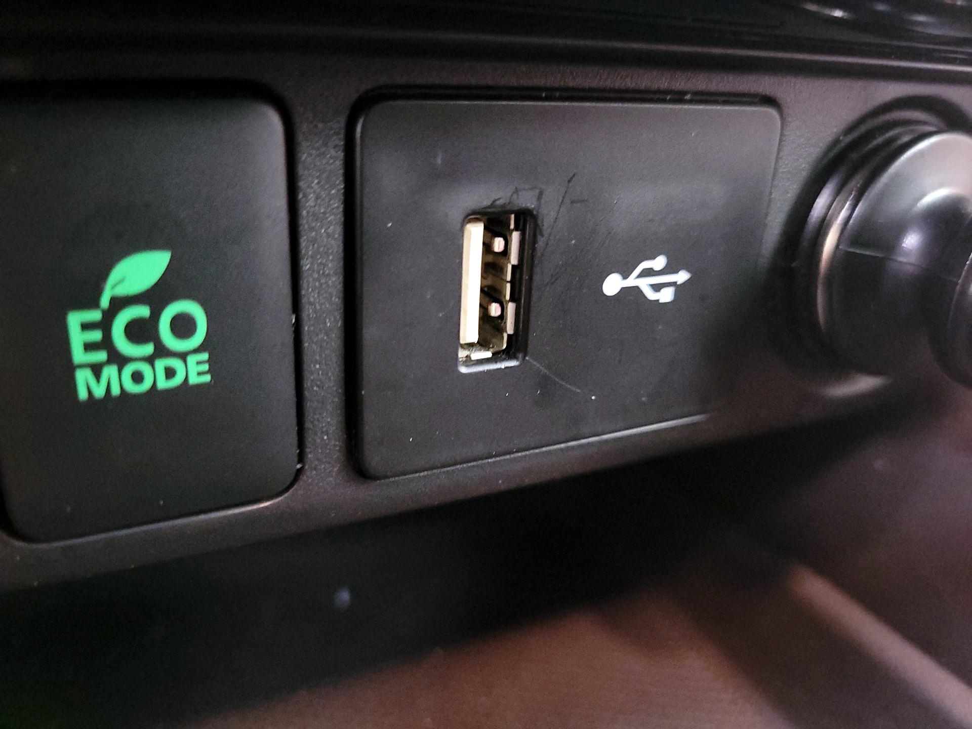 Thumbnail: 2022 Mitsubishi Eclipse Cross - 18