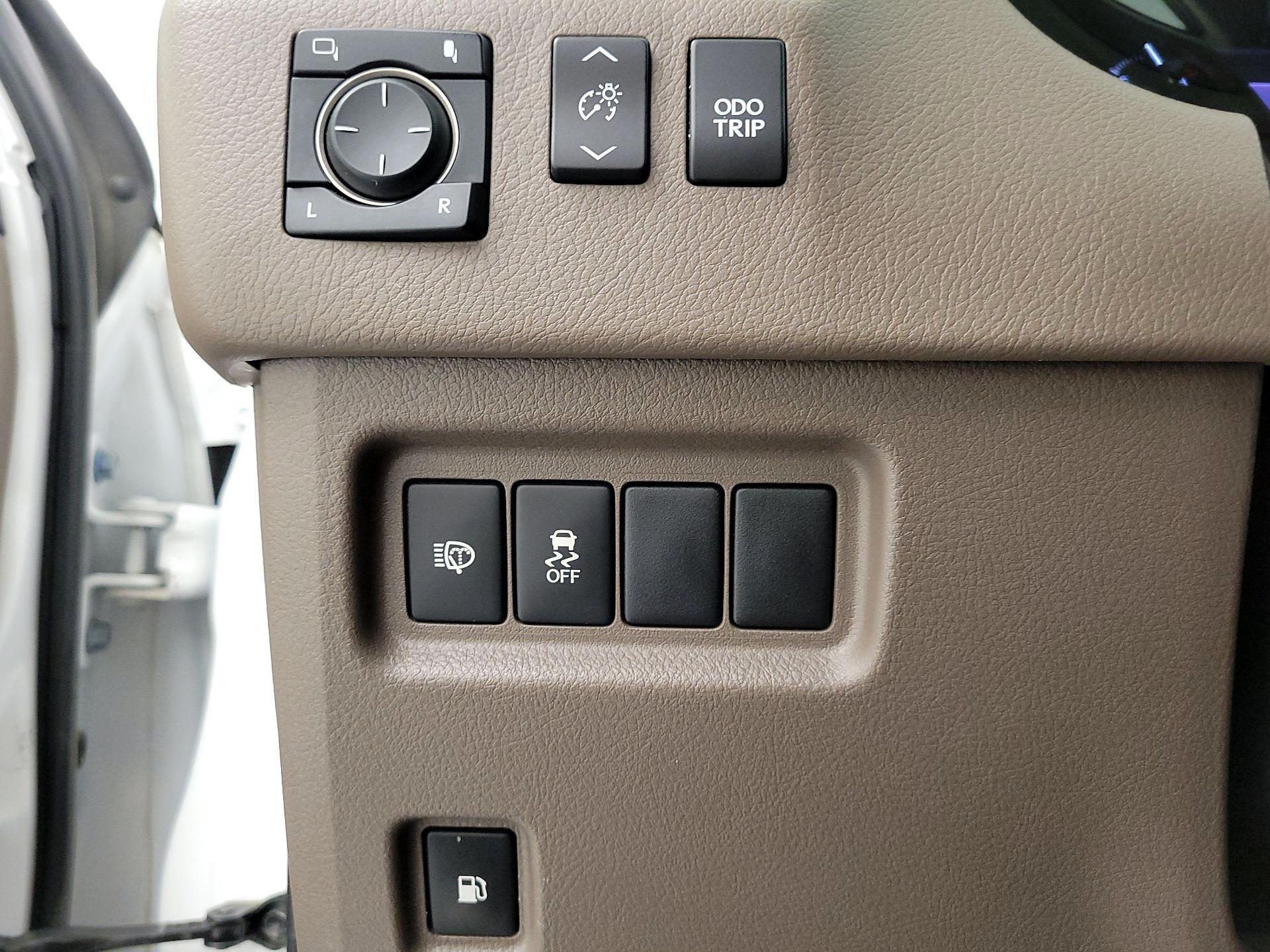 Thumbnail: 2019 Lexus GX - 13