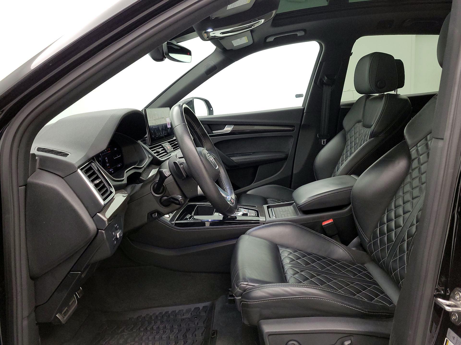 Thumbnail: 2021 Audi SQ5 - 11