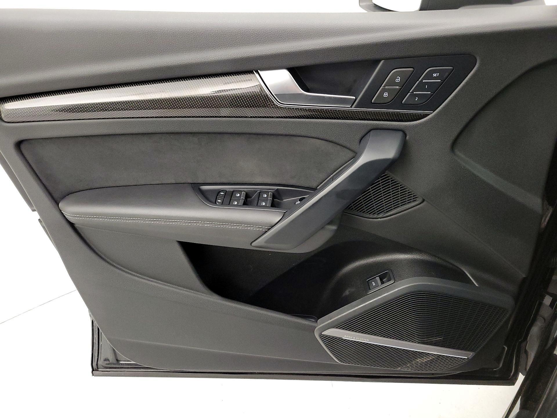 Thumbnail: 2021 Audi SQ5 - 12