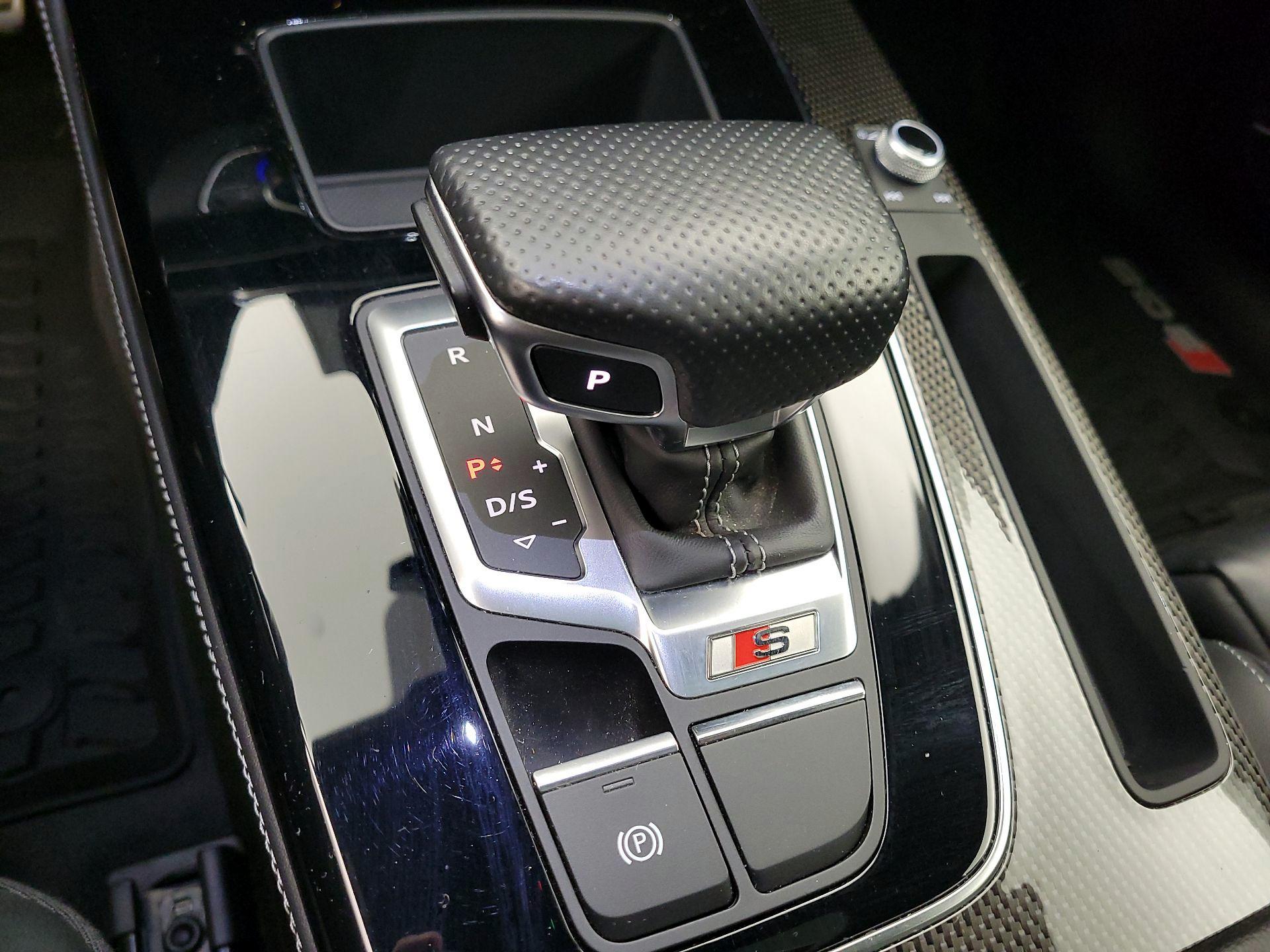Thumbnail: 2021 Audi SQ5 - 18