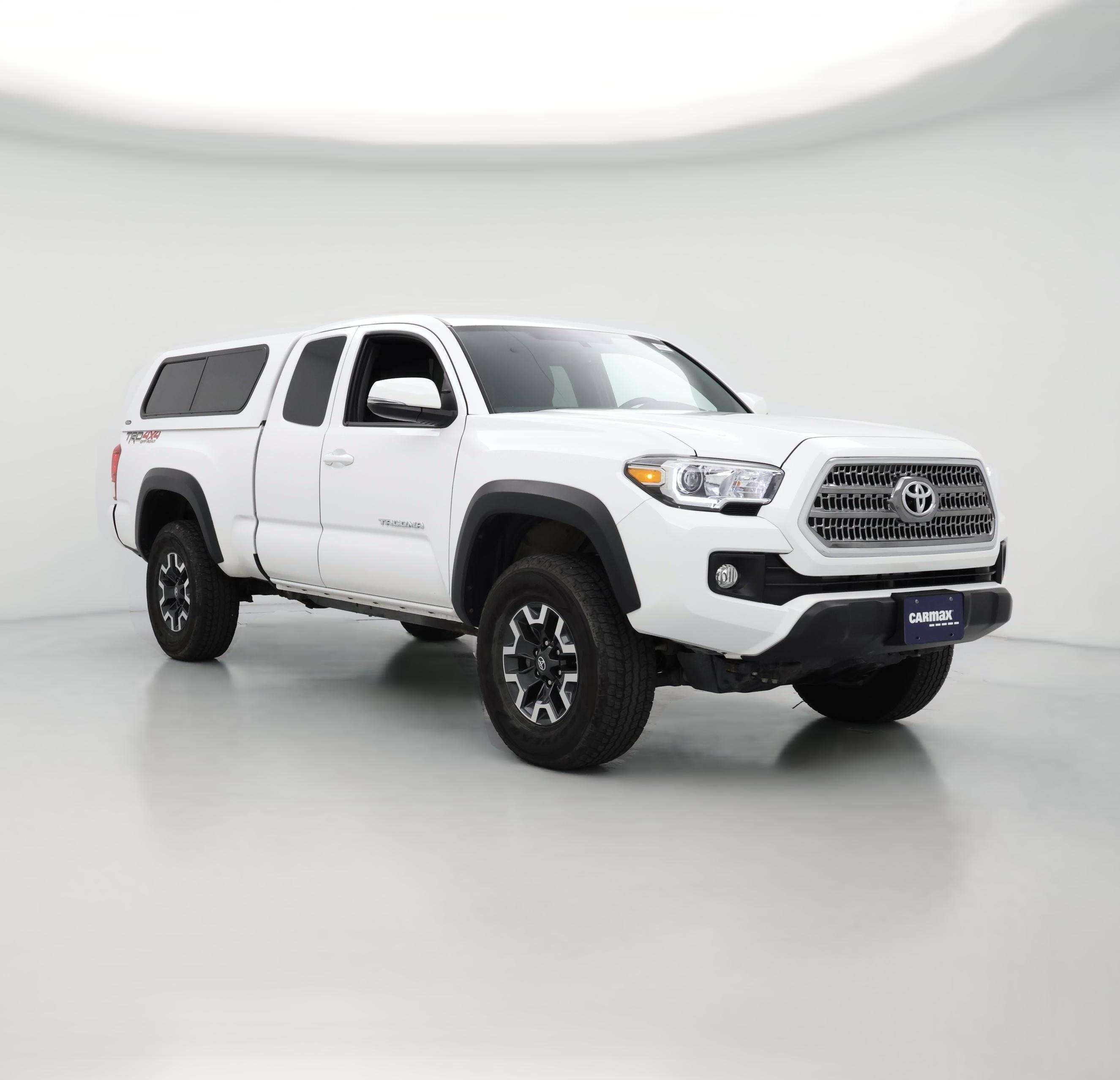Thumbnail: 2017 Toyota Tacoma - 1