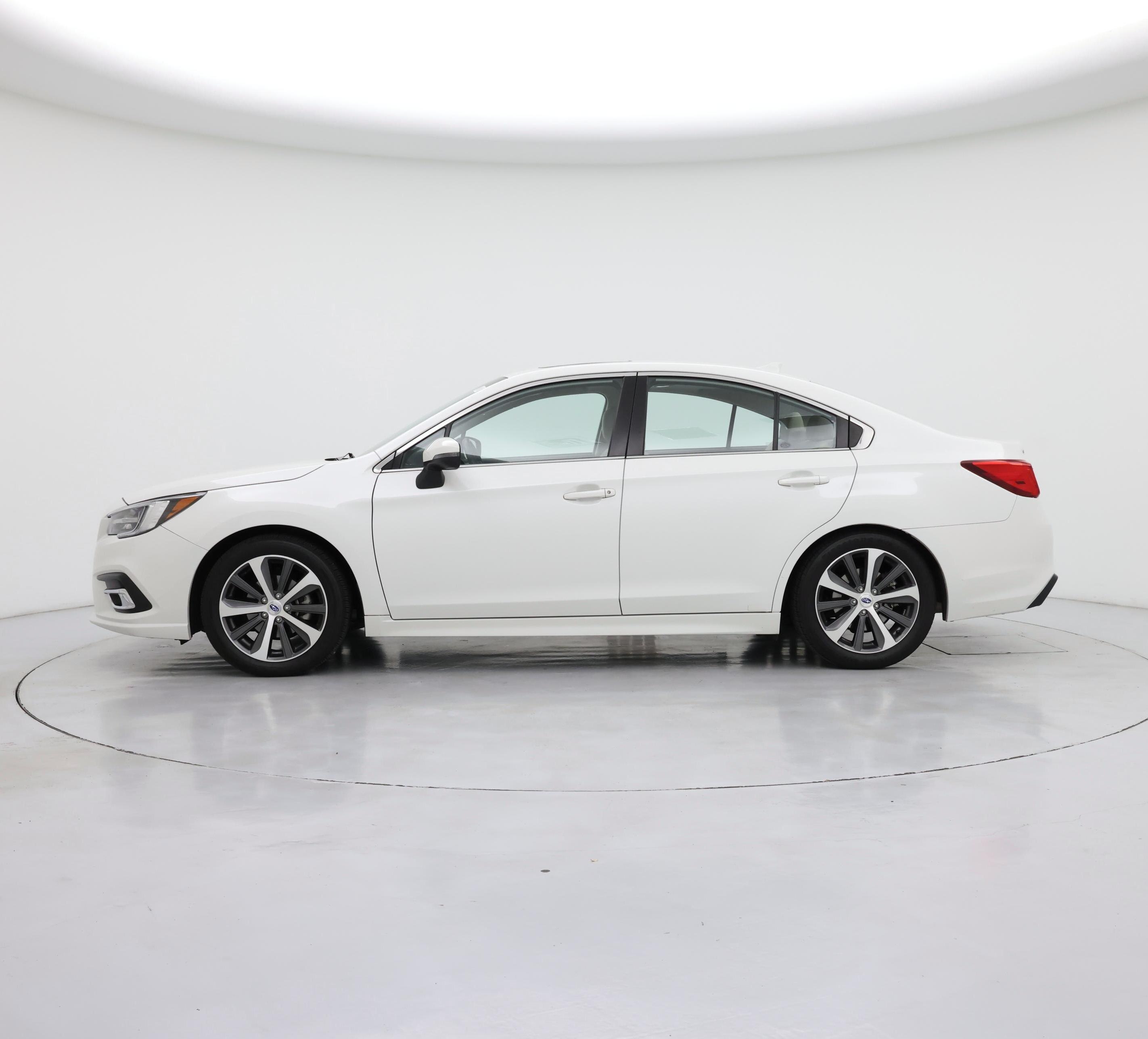Thumbnail: 2019 Subaru Legacy - 3