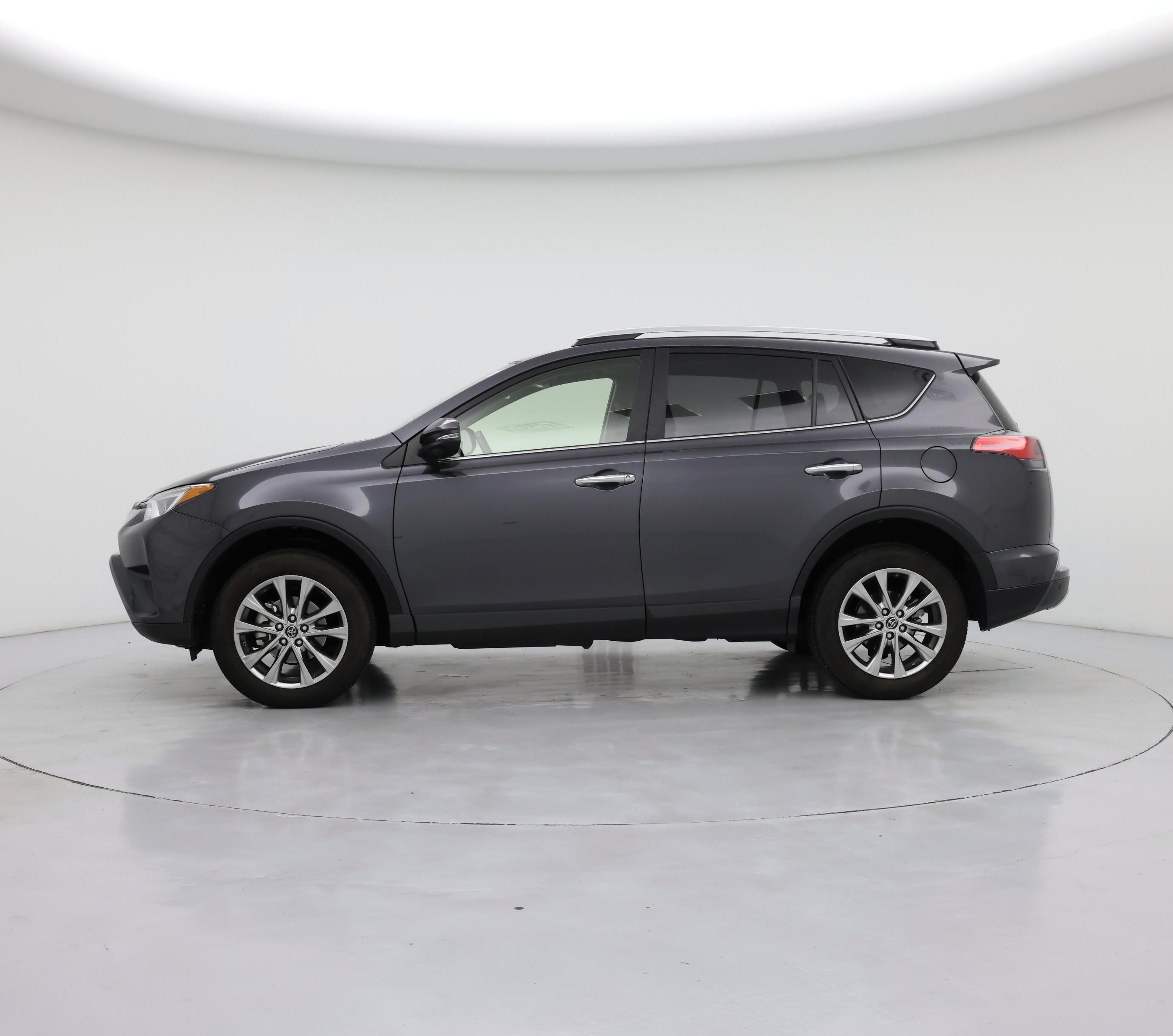 Thumbnail: 2016 Toyota RAV4 - 3