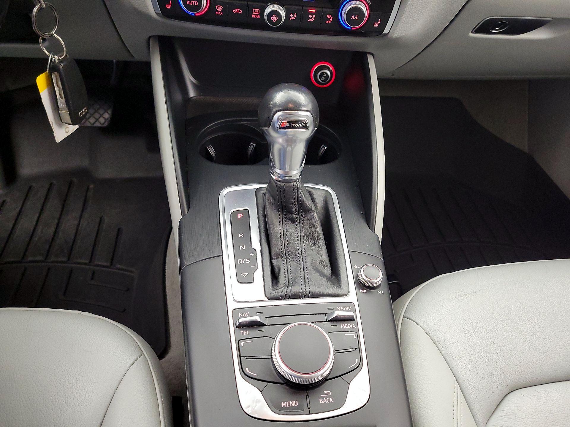 Thumbnail: 2016 Audi A3 - 17
