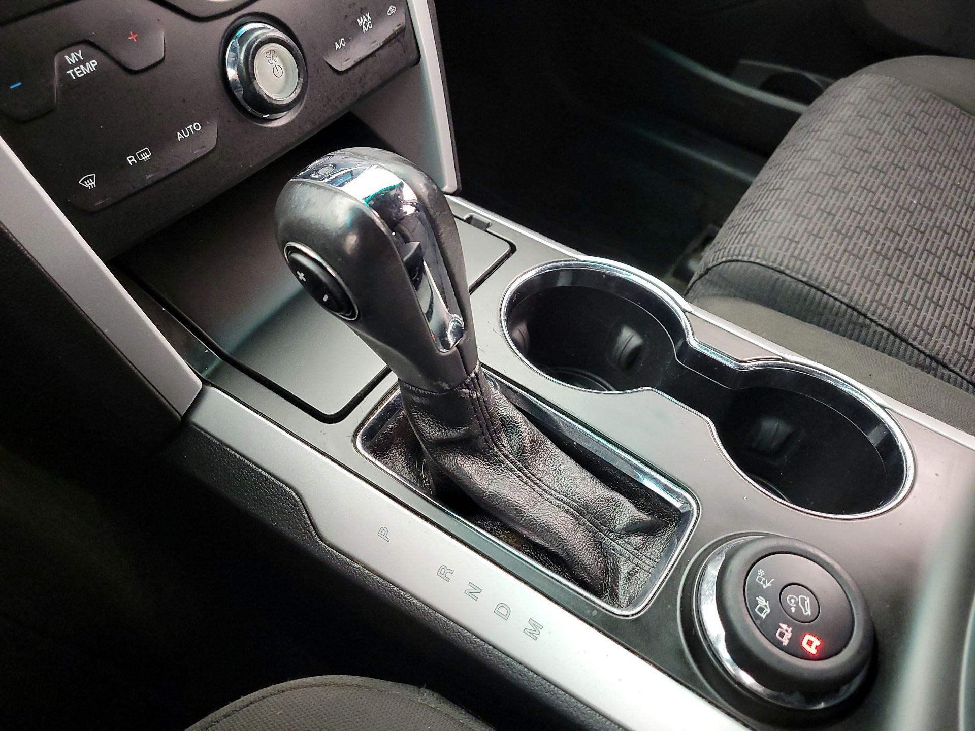 Thumbnail: 2014 Ford Explorer - 17