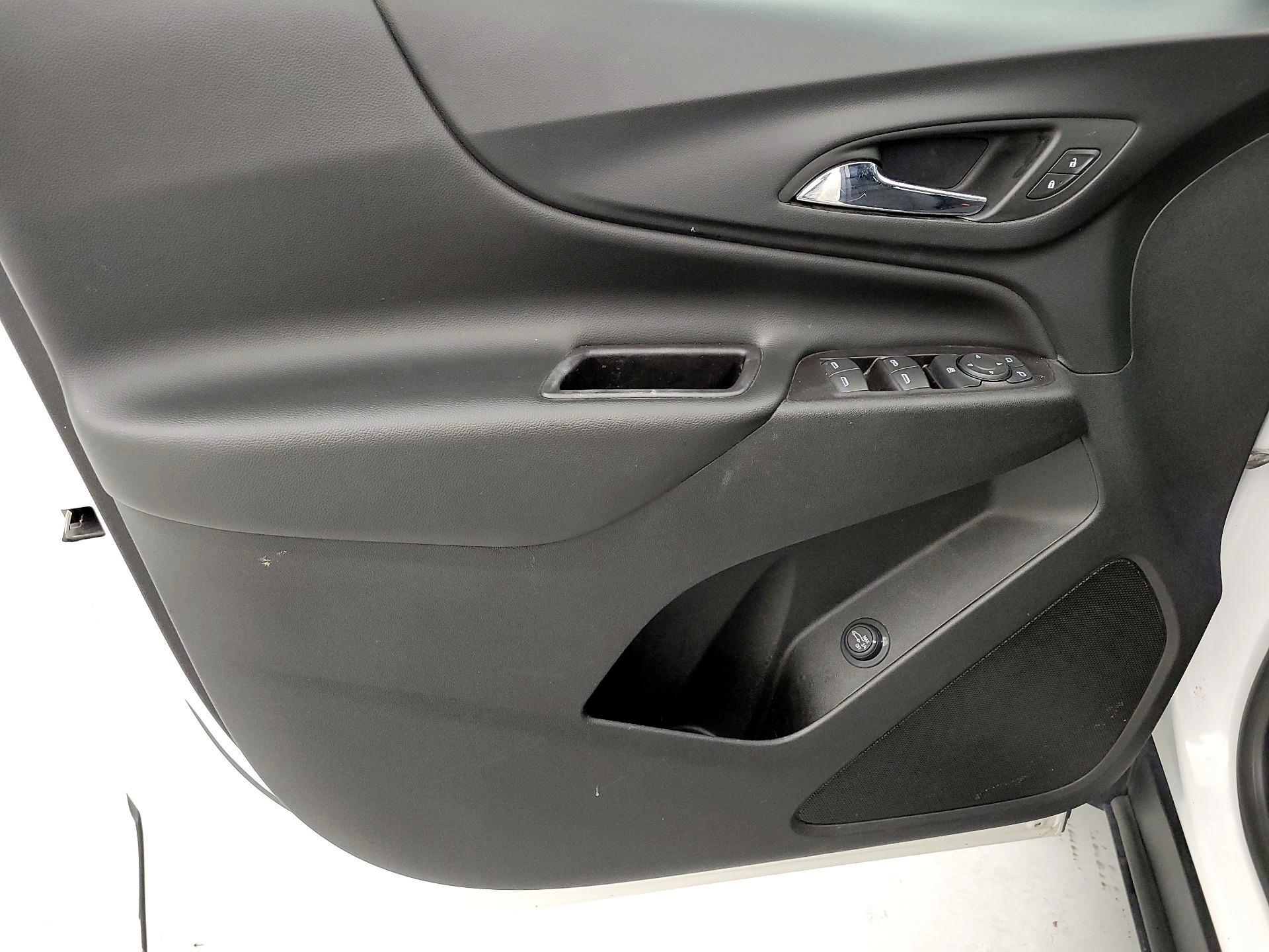 Thumbnail: 2019 Chevrolet Equinox - 12