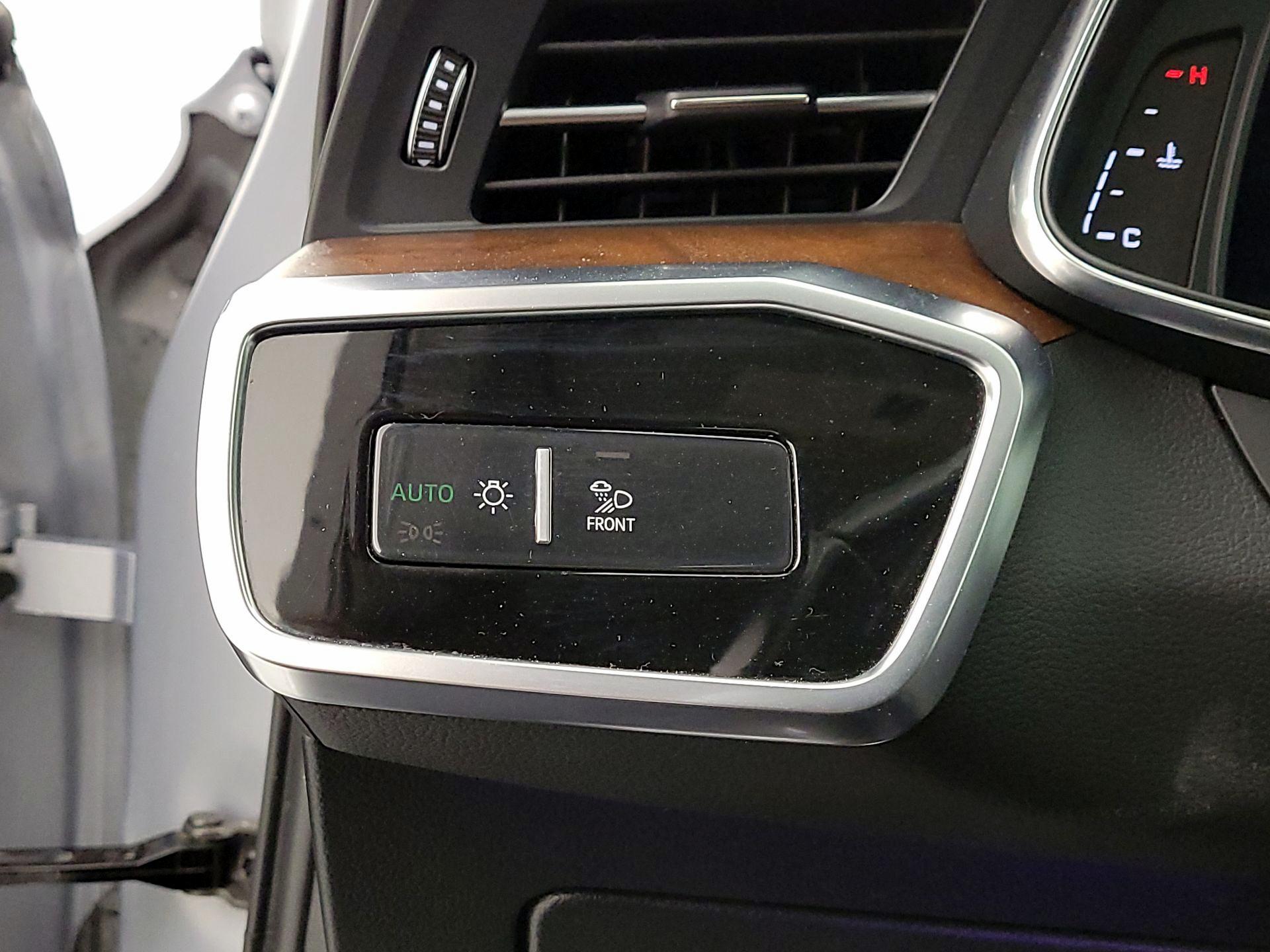 Thumbnail: 2019 Audi A6 - 13