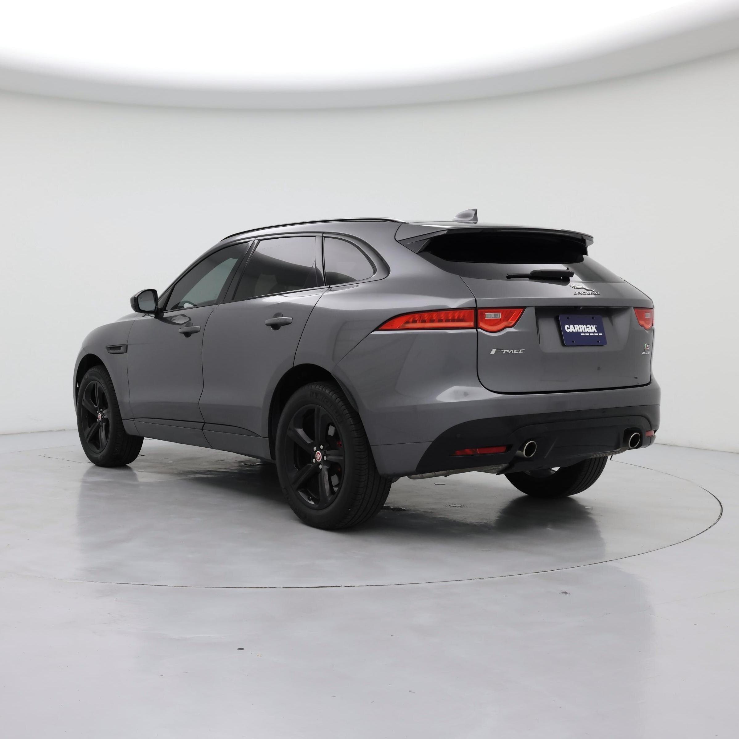 Thumbnail: 2018 Jaguar F-Pace - 2