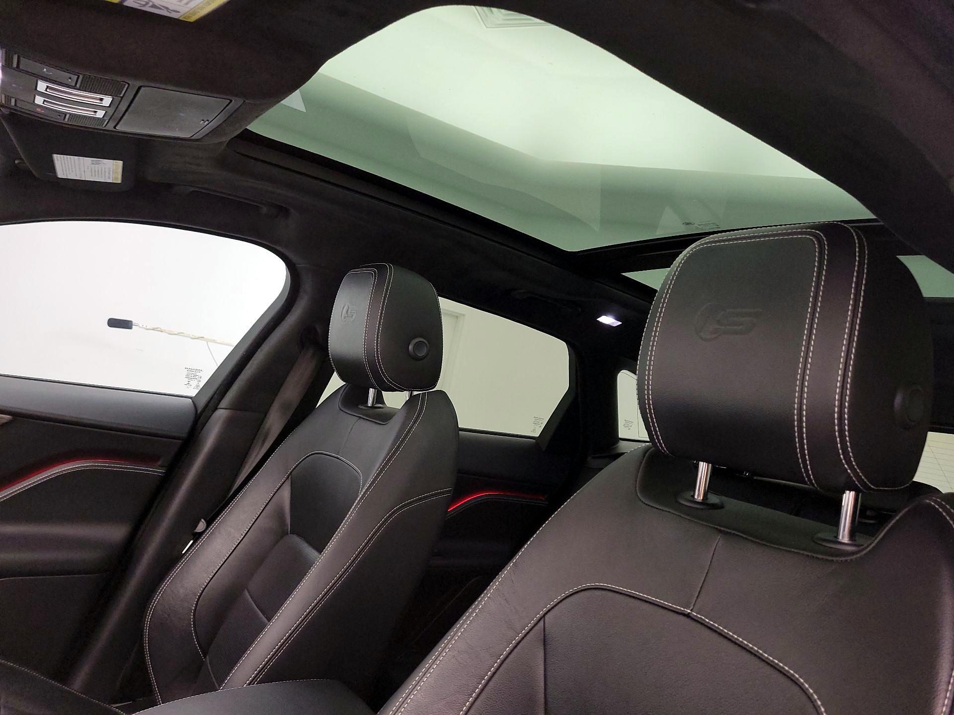 Thumbnail: 2018 Jaguar F-Pace - 20