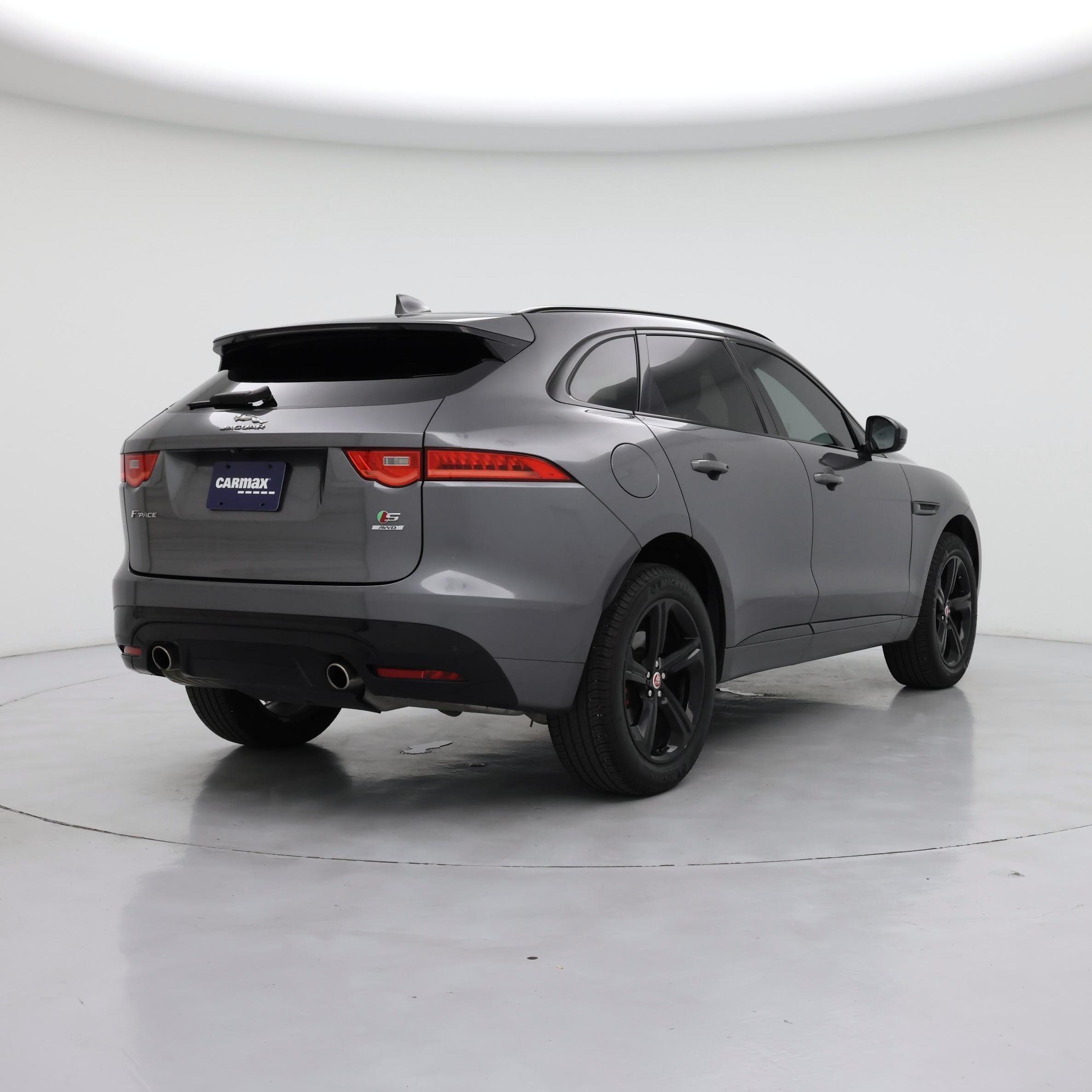 Thumbnail: 2018 Jaguar F-Pace - 8