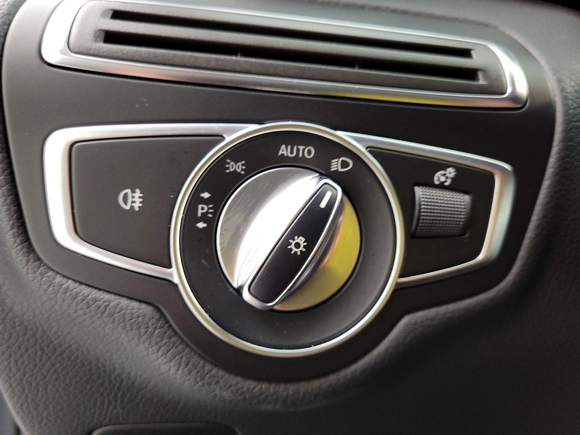 Thumbnail: 2019 Mercedes-Benz C-Class - 13