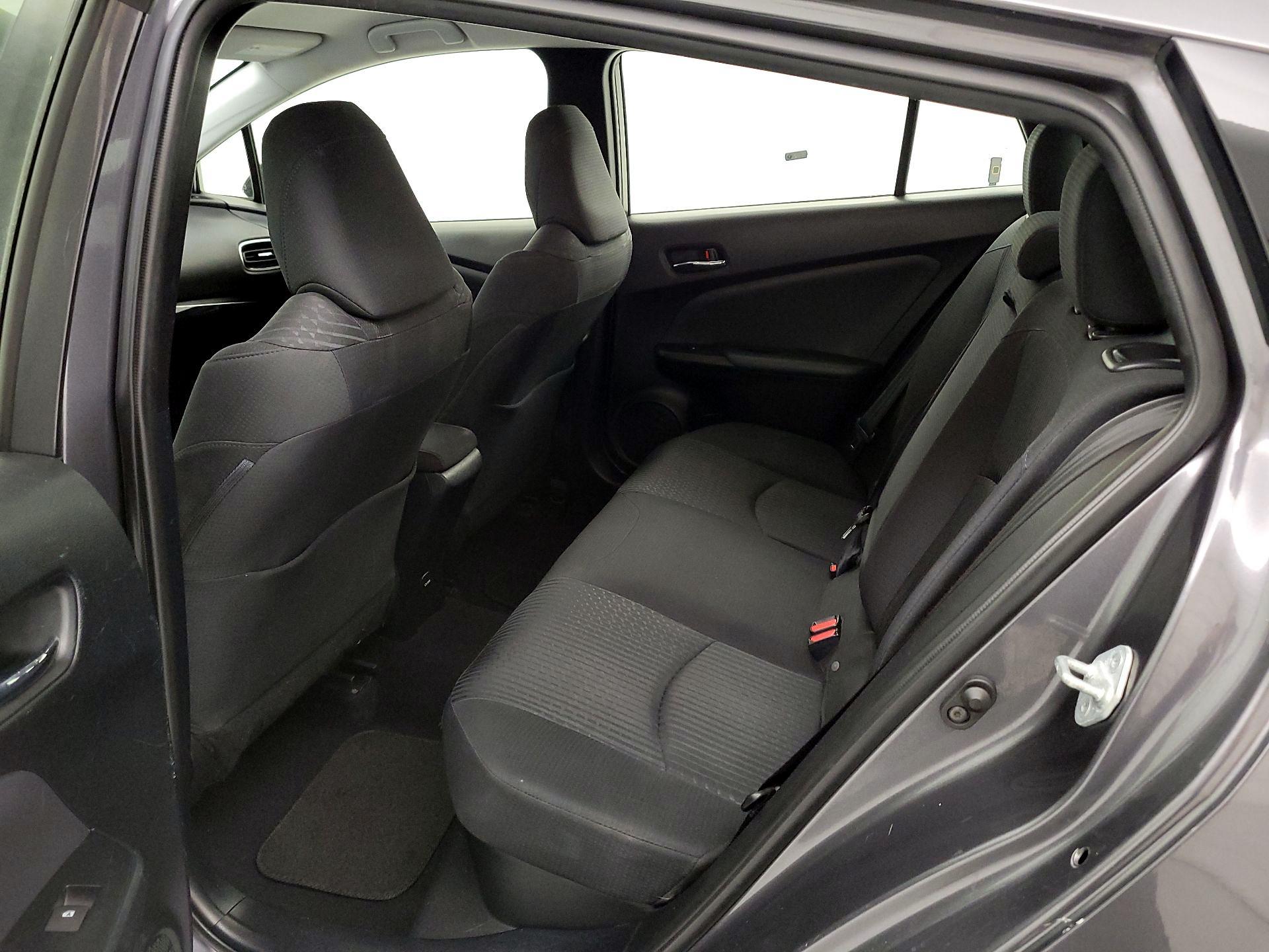 Thumbnail: 2018 Toyota Prius - 20