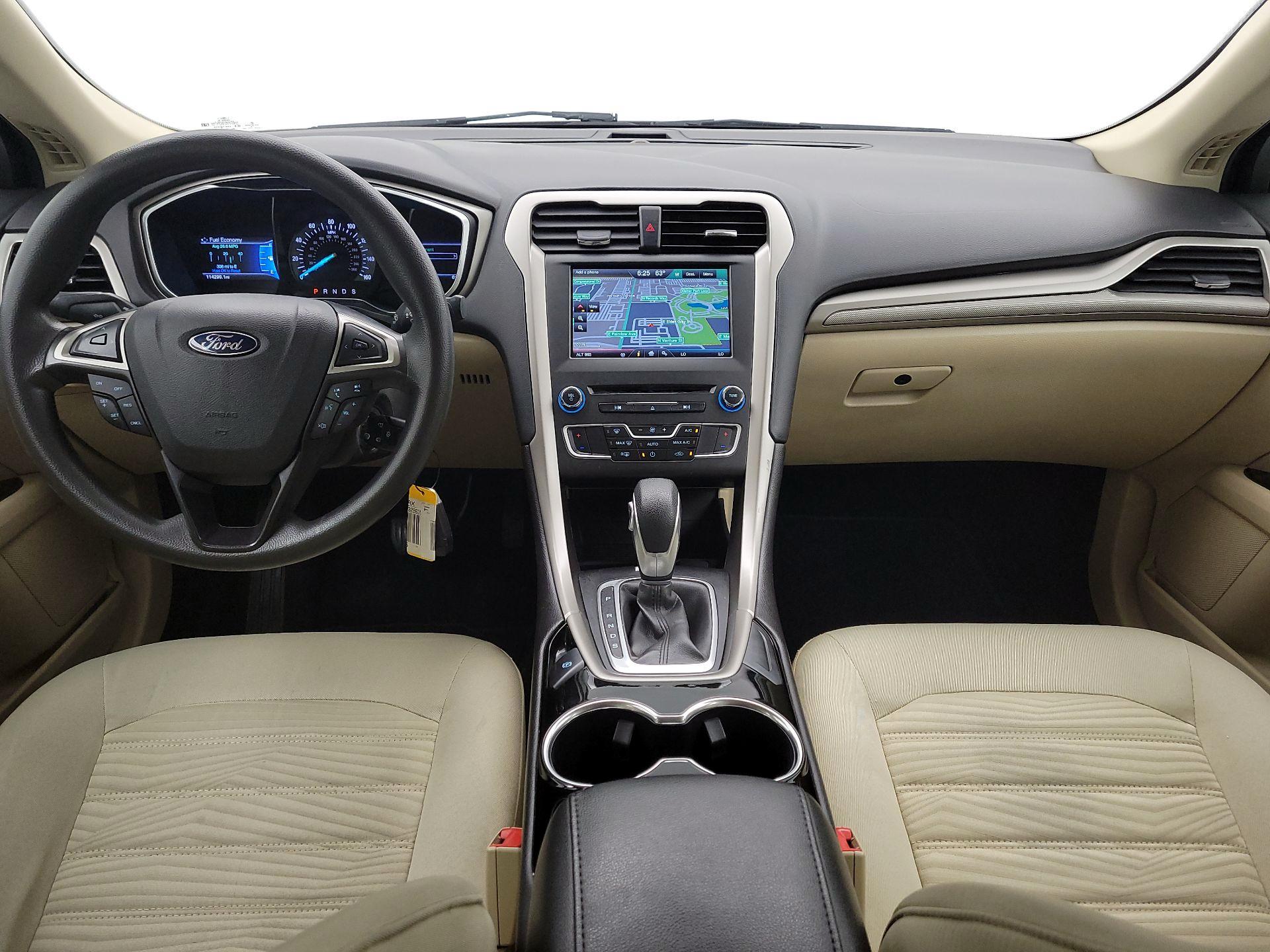 Thumbnail: 2016 Ford Fusion - 9