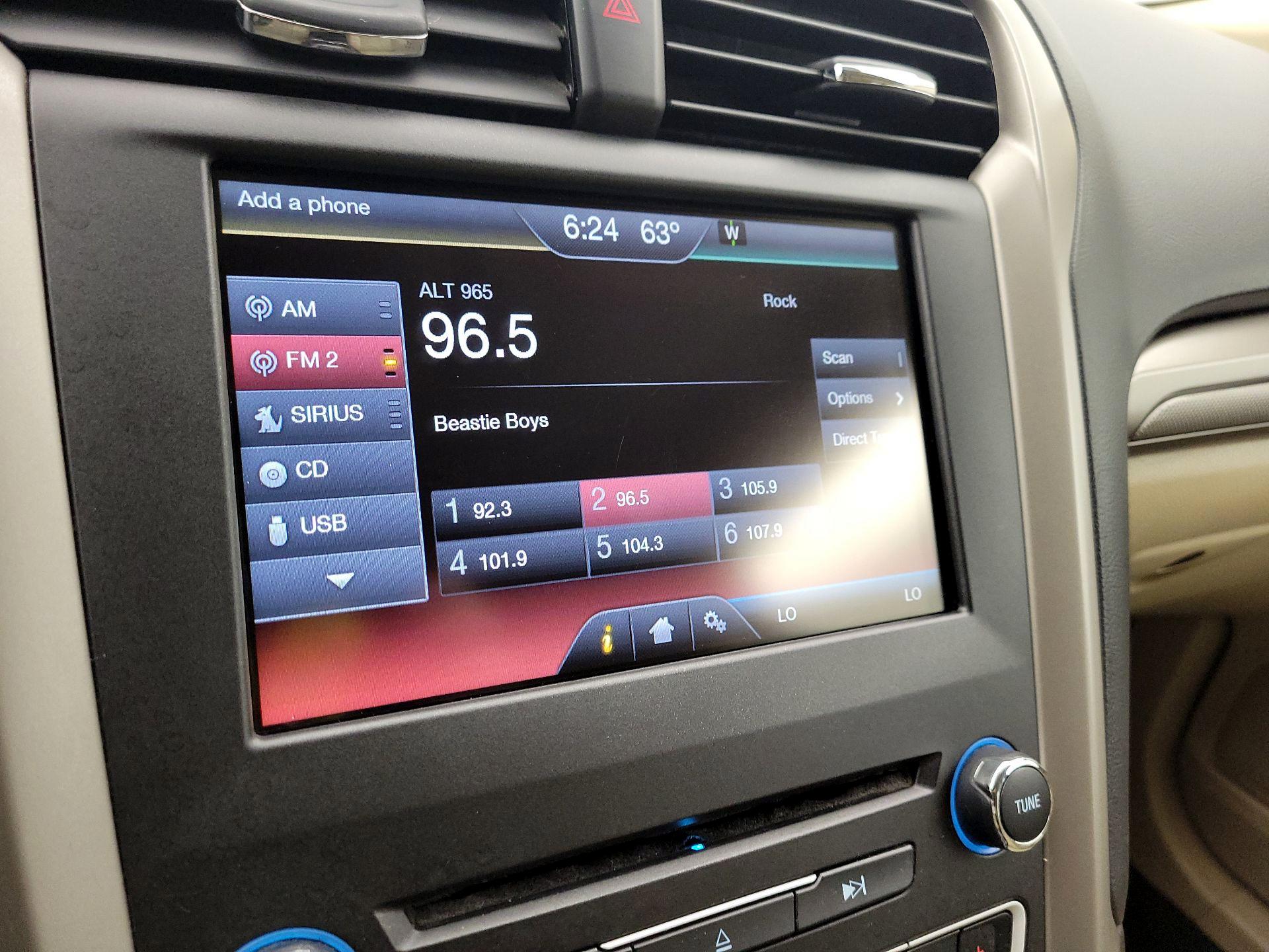 Thumbnail: 2016 Ford Fusion - 16