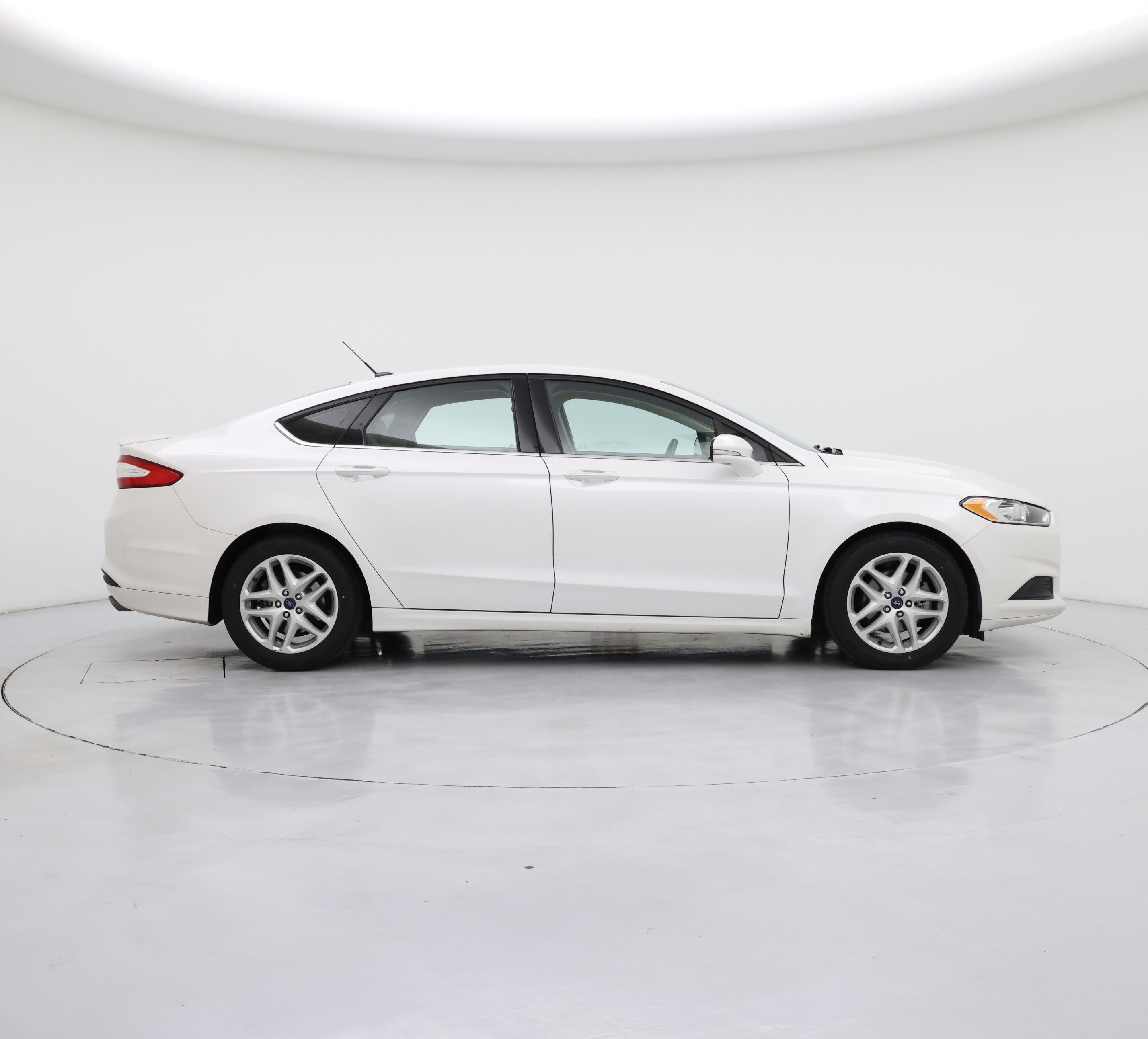 Thumbnail: 2016 Ford Fusion - 7