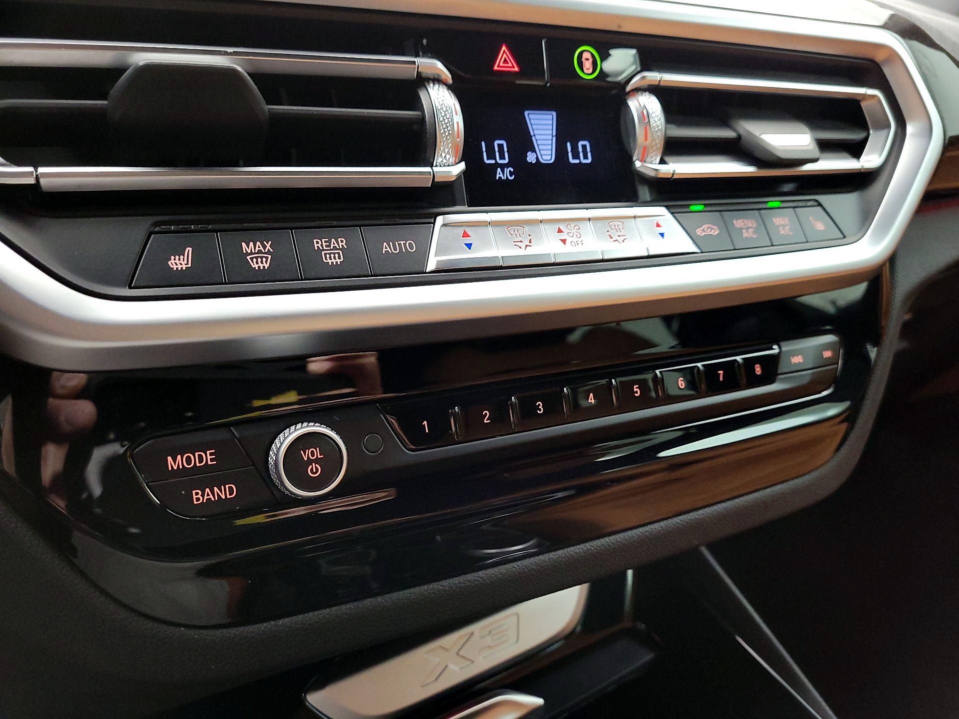 Thumbnail: 2022 BMW X3 - 17