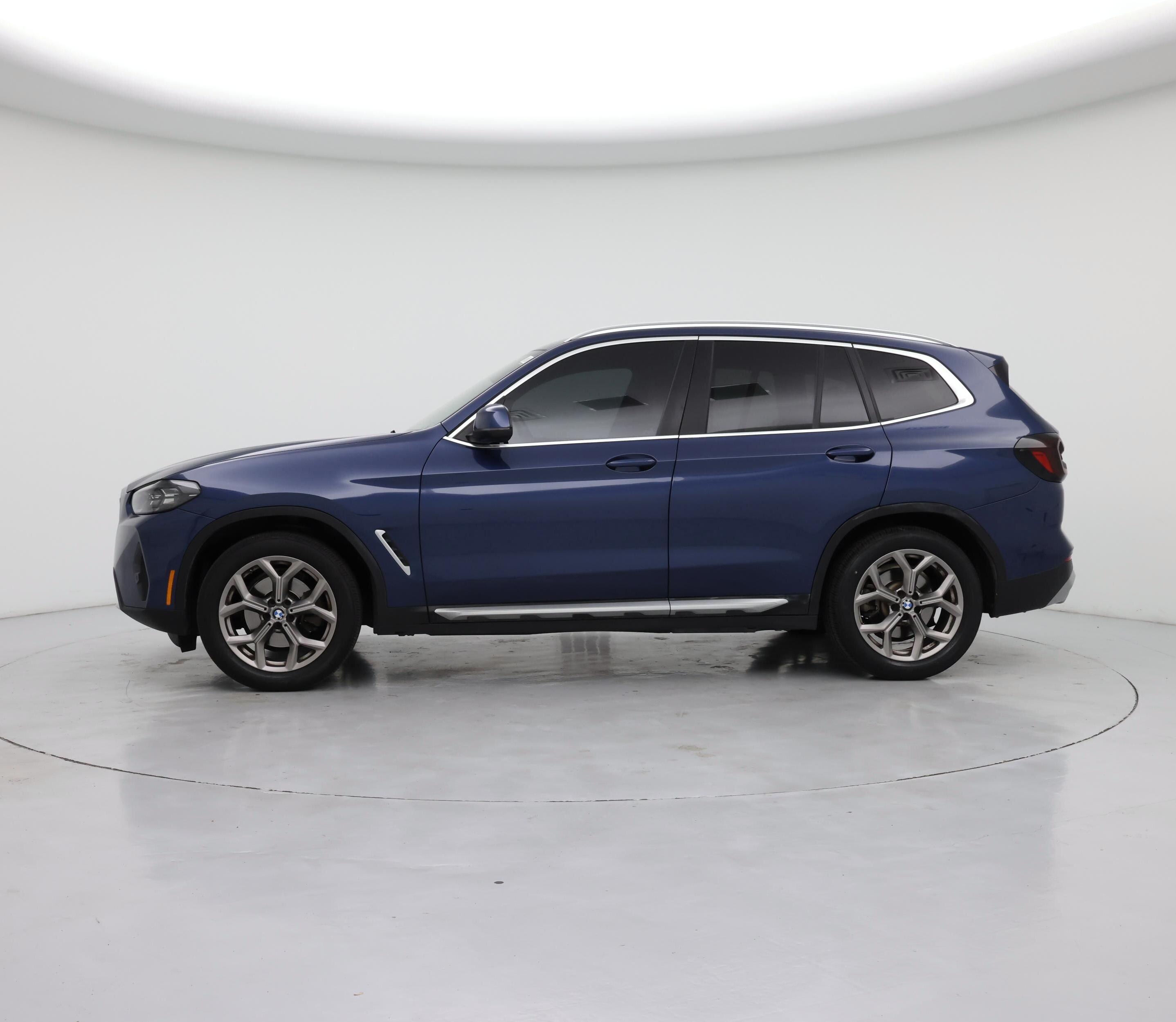 Thumbnail: 2022 BMW X3 - 3