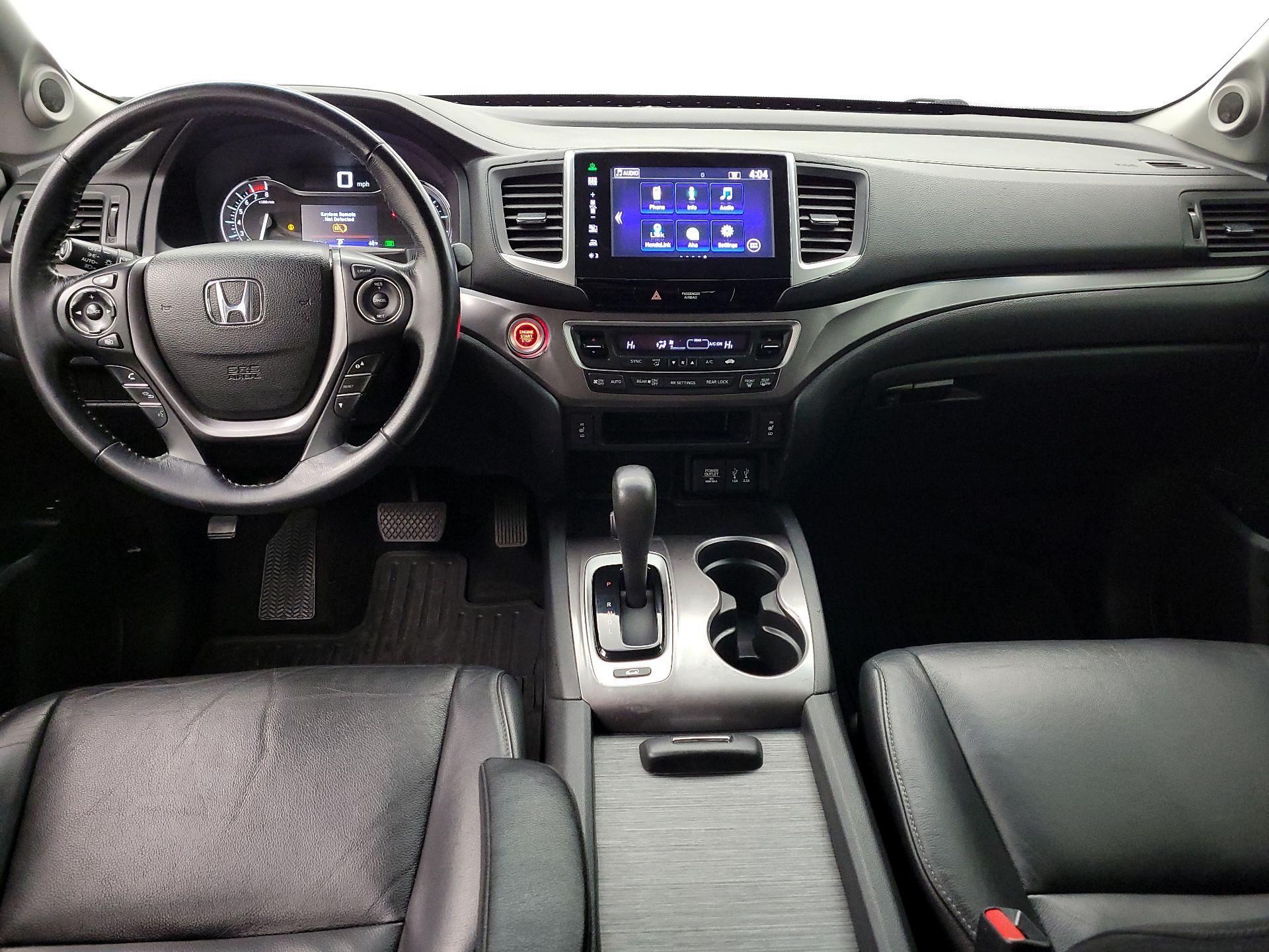 Thumbnail: 2016 Honda Pilot - 9