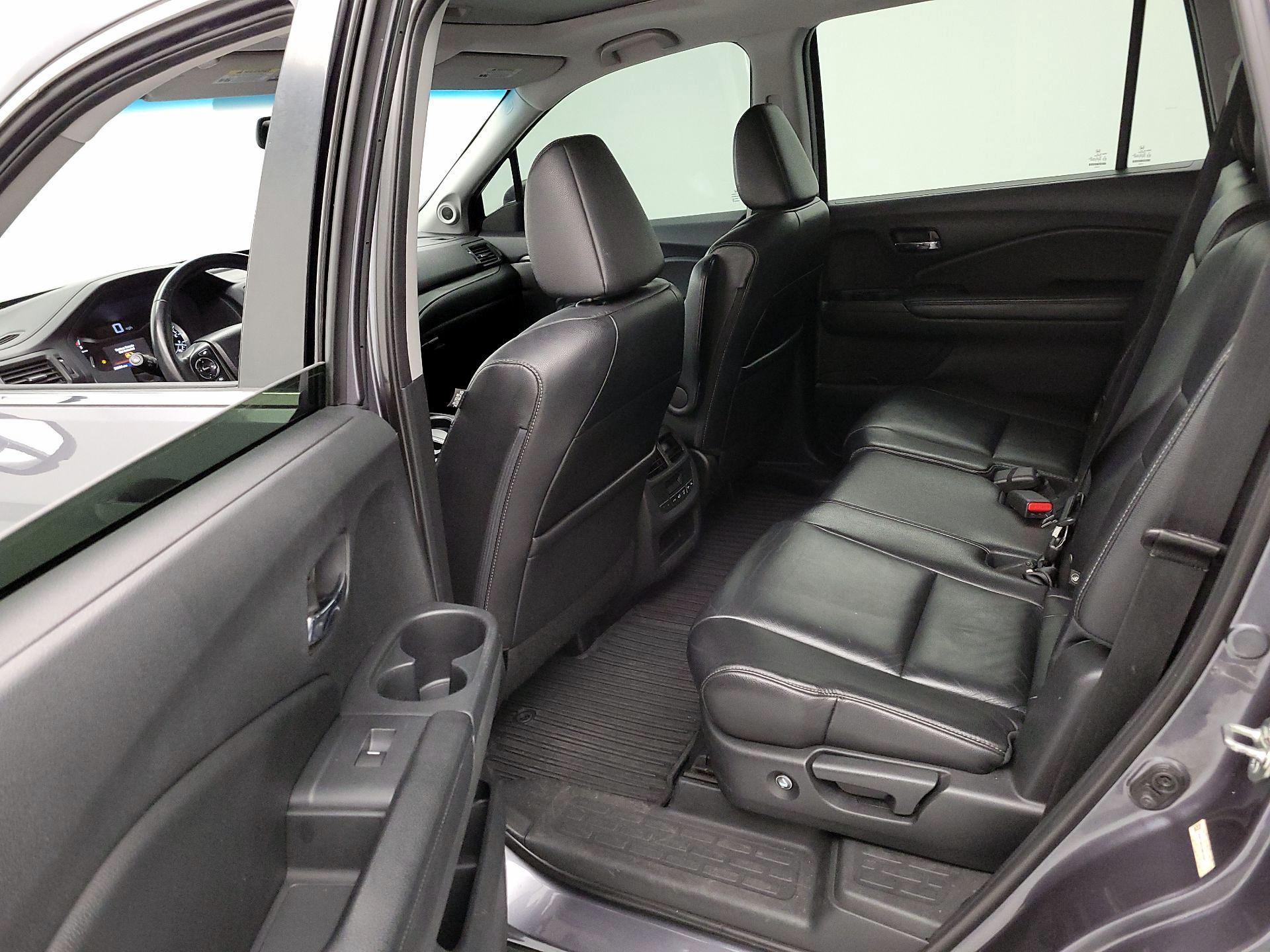 Thumbnail: 2016 Honda Pilot - 20