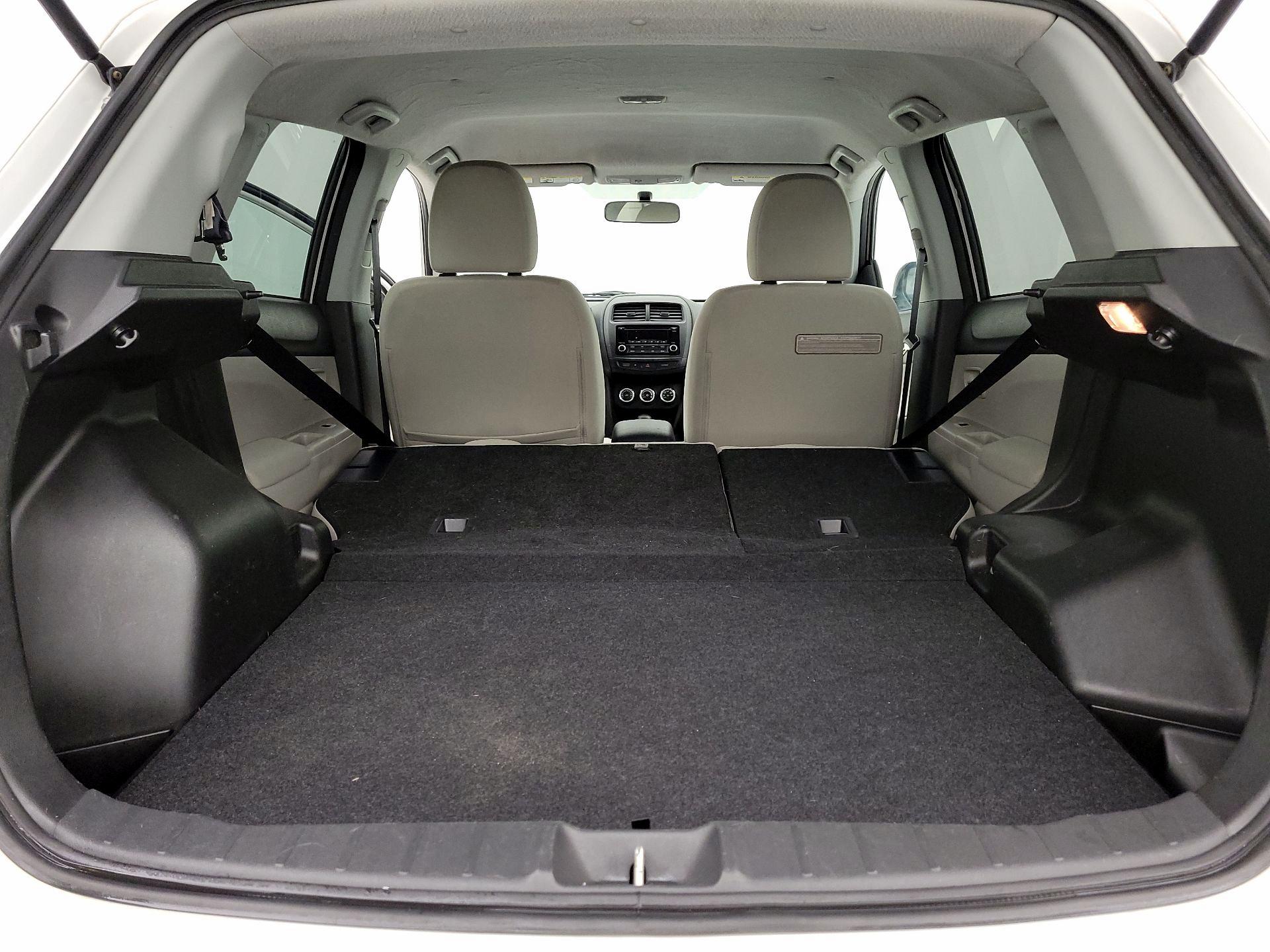 Thumbnail: 2017 Mitsubishi Outlander Sport - 20