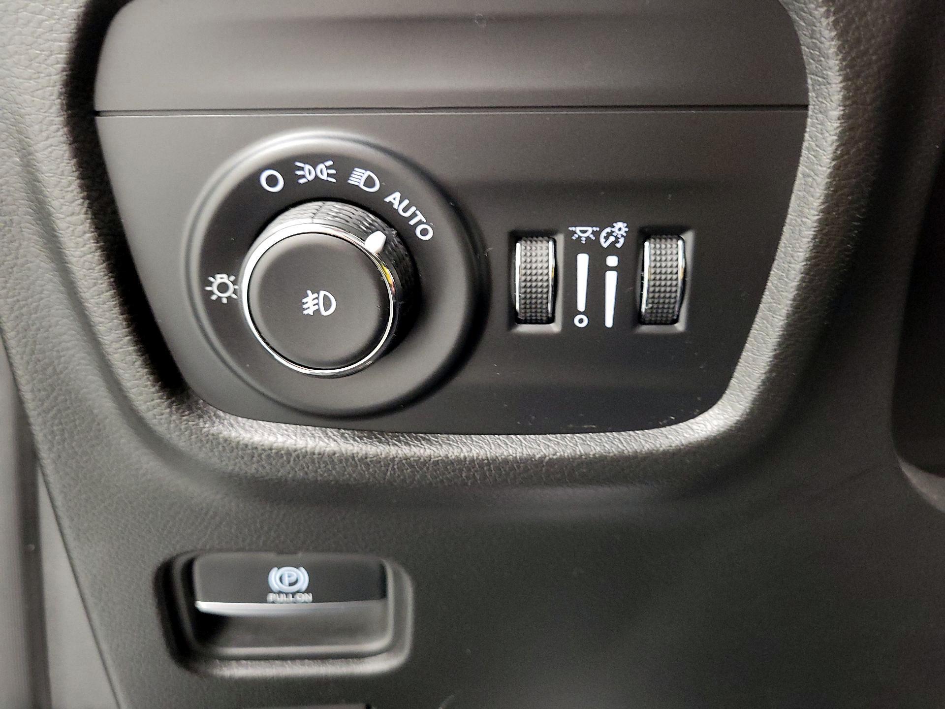 Thumbnail: 2022 Jeep Grand Cherokee L - 13