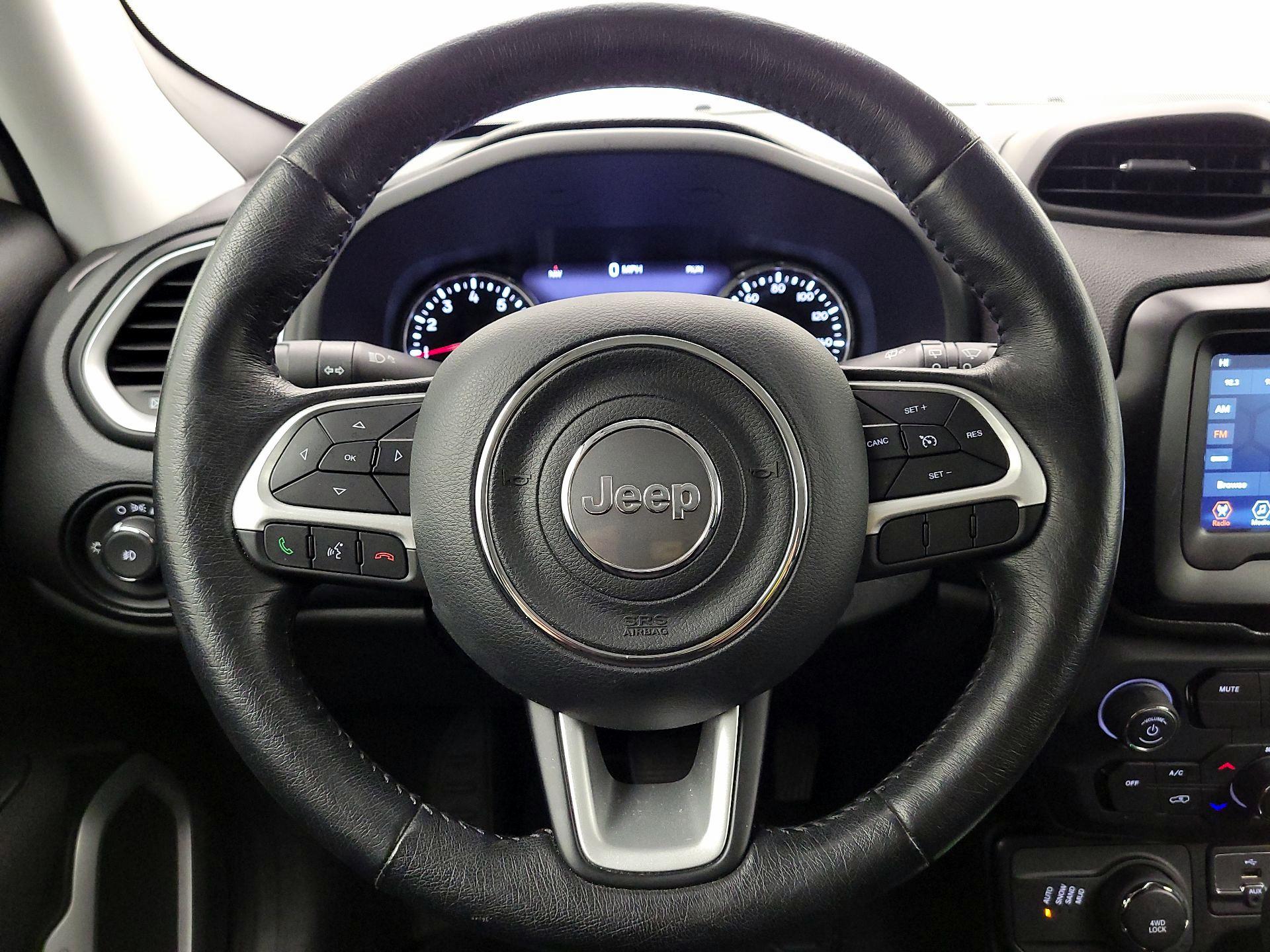 Thumbnail: 2021 Jeep Renegade - 10