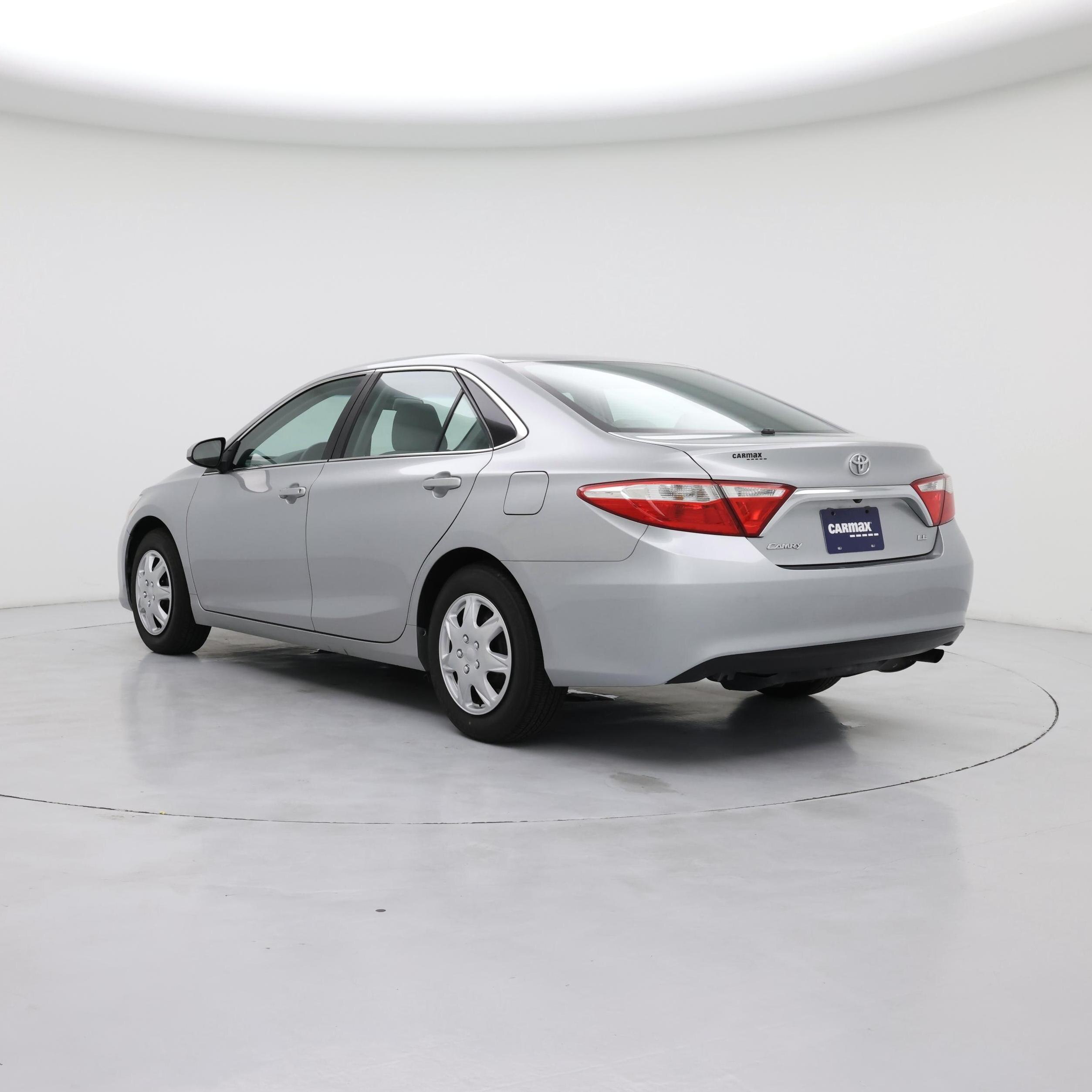 Thumbnail: 2015 Toyota Camry - 2
