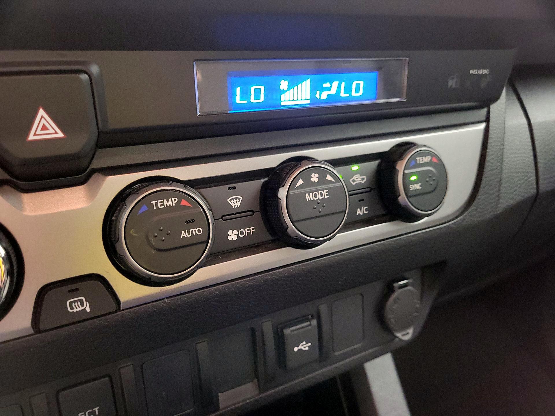 Thumbnail: 2021 Toyota Tacoma - 16