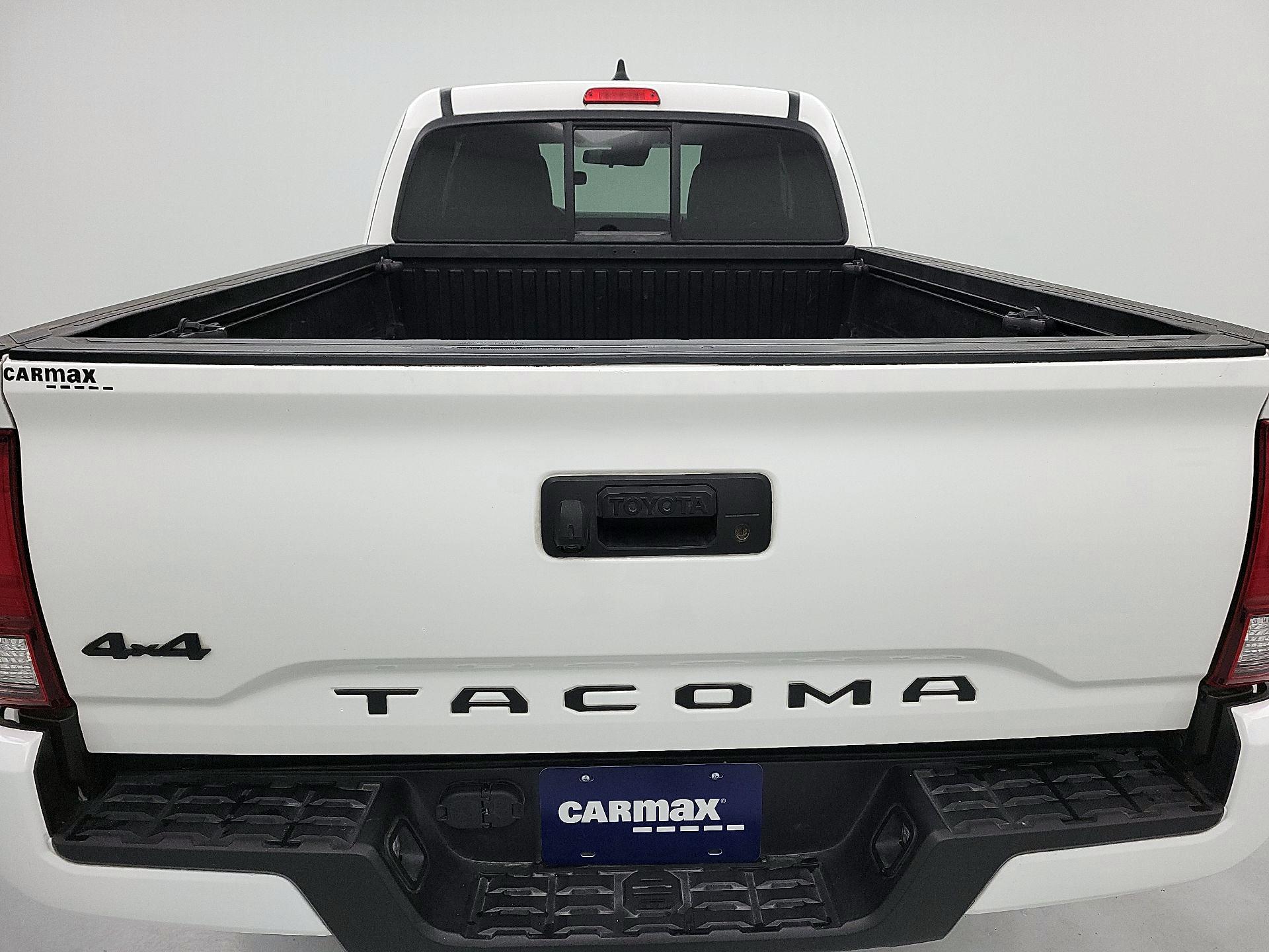 Thumbnail: 2021 Toyota Tacoma - 20