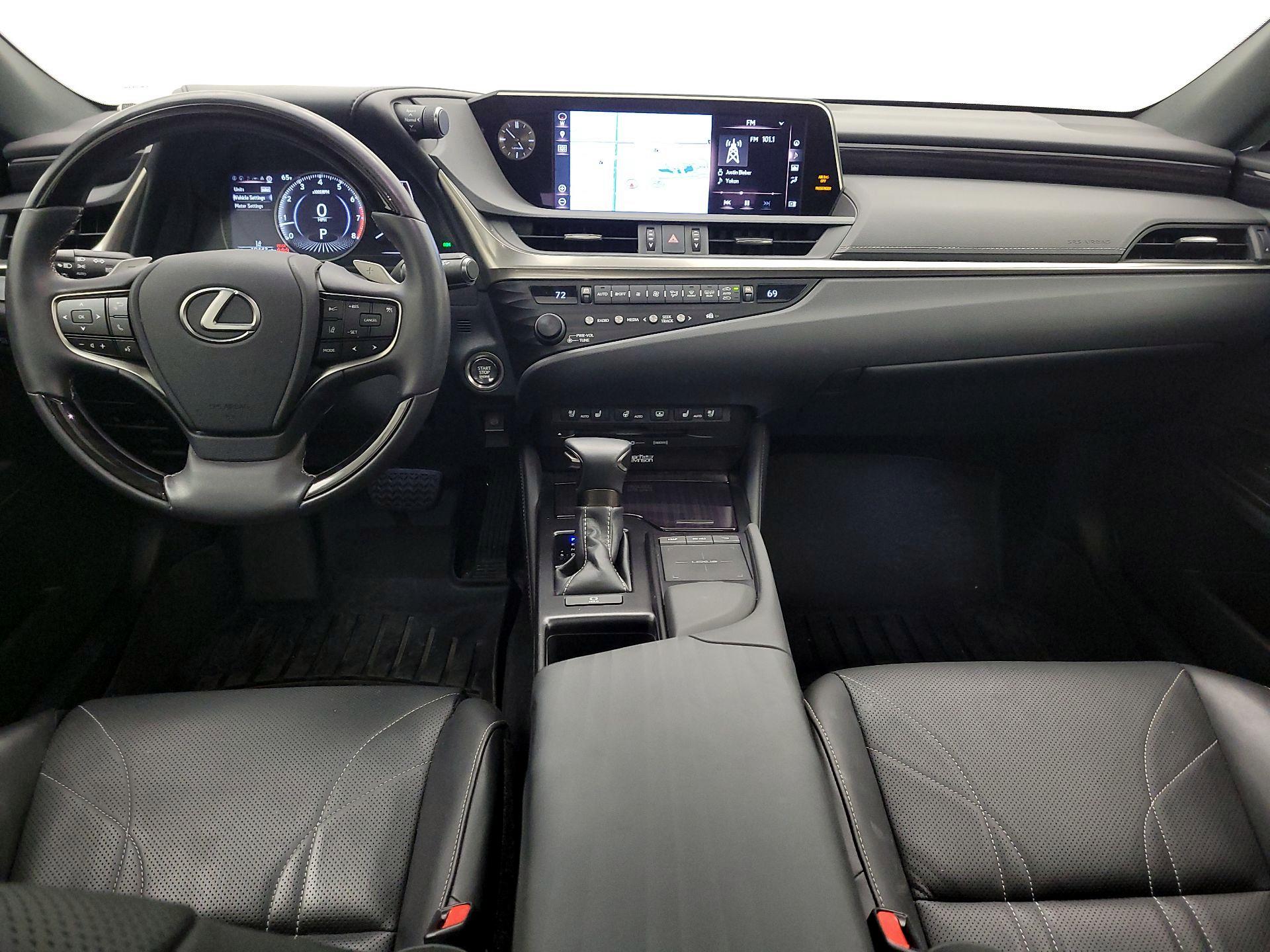 Thumbnail: 2019 Lexus ES - 9