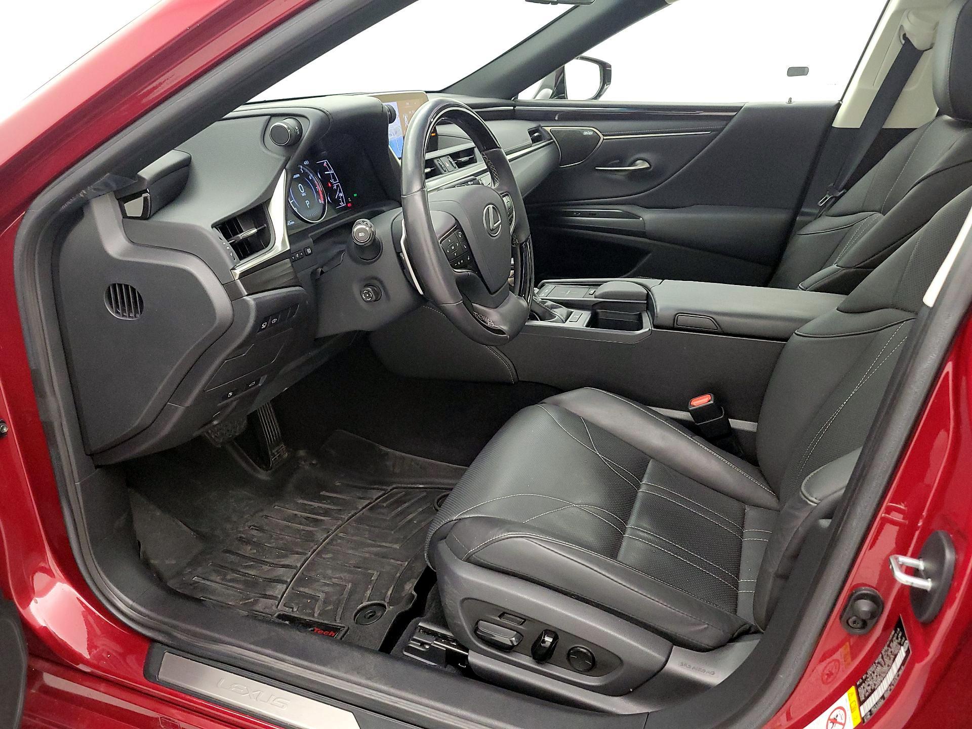 Thumbnail: 2019 Lexus ES - 11