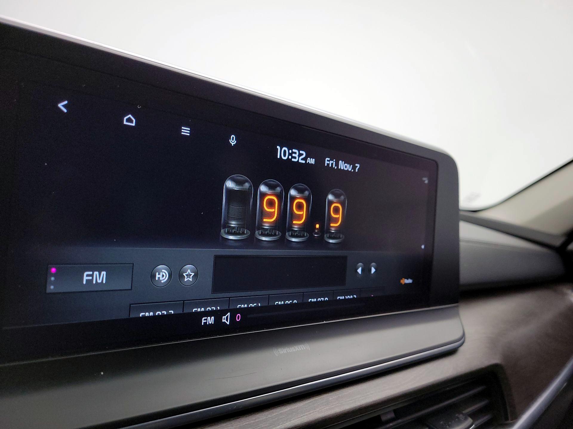 Thumbnail: 2020 Kia Telluride - 16