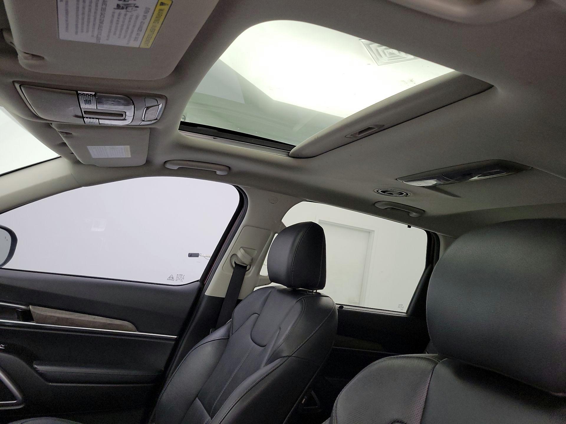 Thumbnail: 2020 Kia Telluride - 20