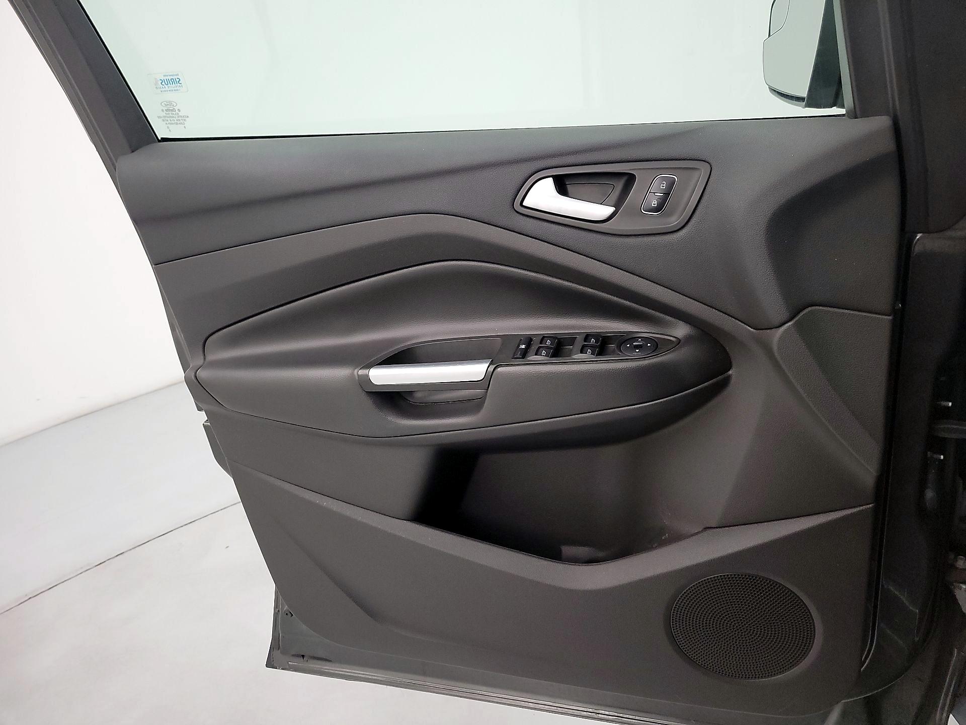 Thumbnail: 2017 Ford Escape - 12