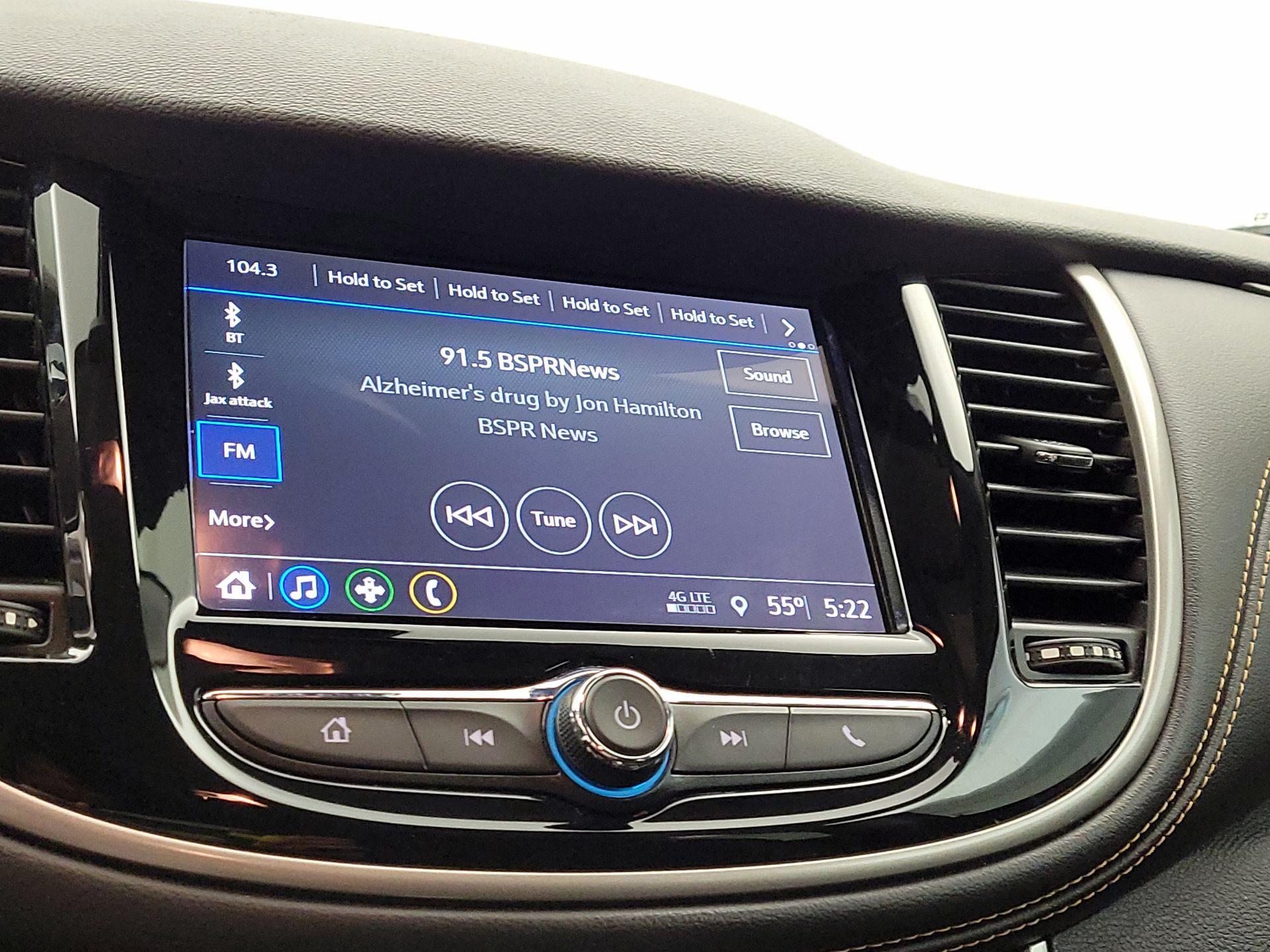 Thumbnail: 2018 Chevrolet Trax - 15