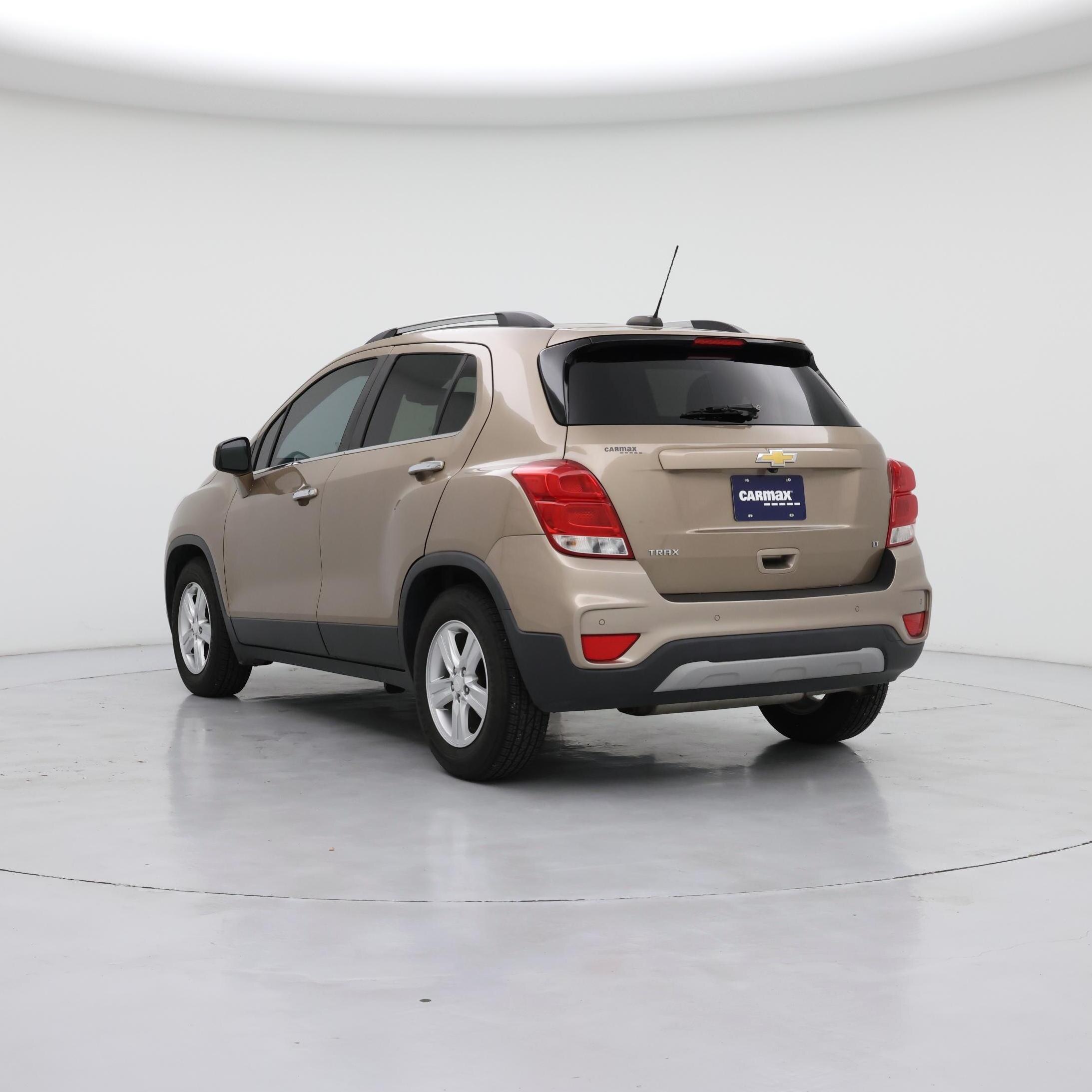 Thumbnail: 2018 Chevrolet Trax - 2