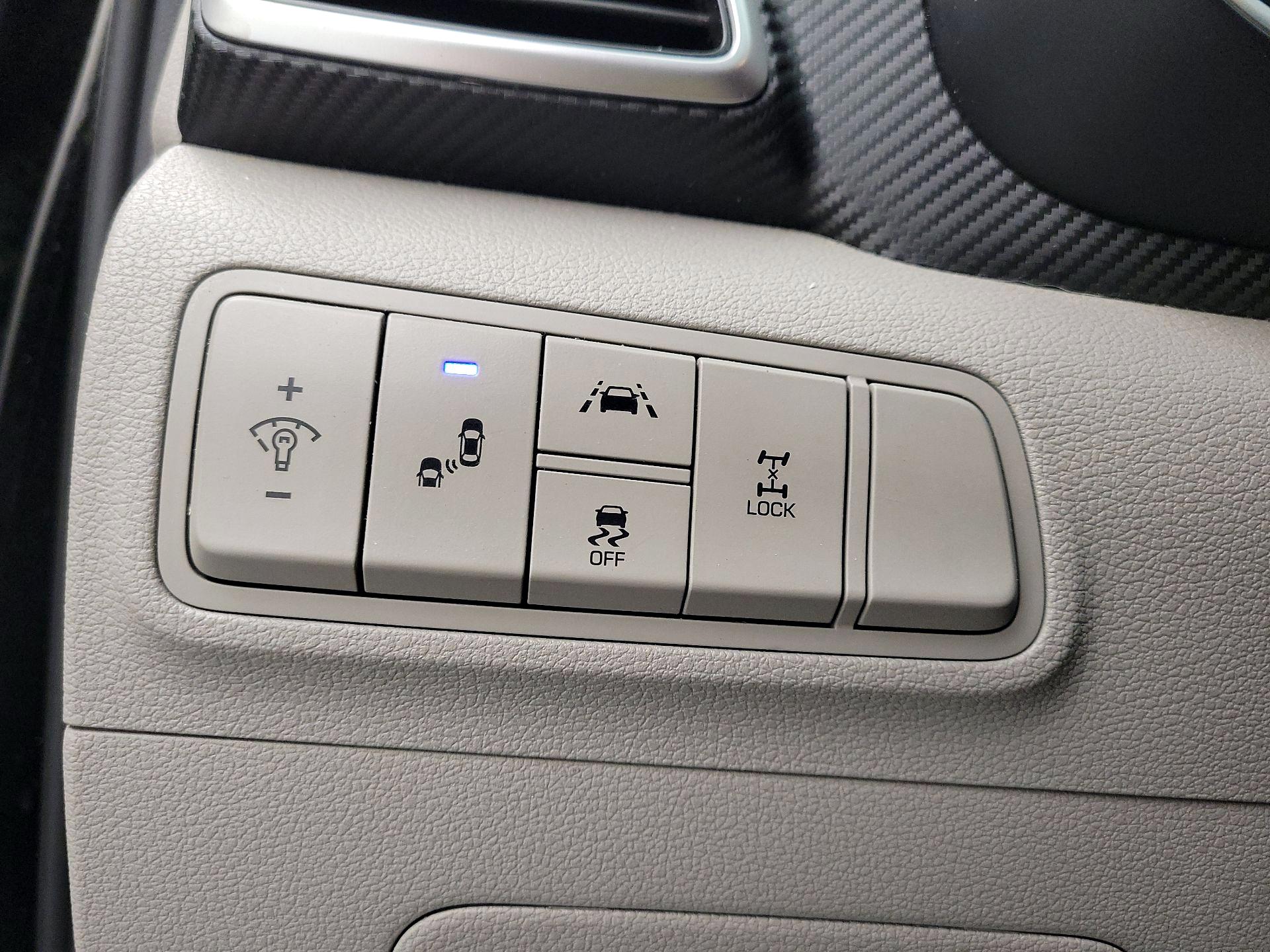 Thumbnail: 2020 Hyundai Tucson - 13