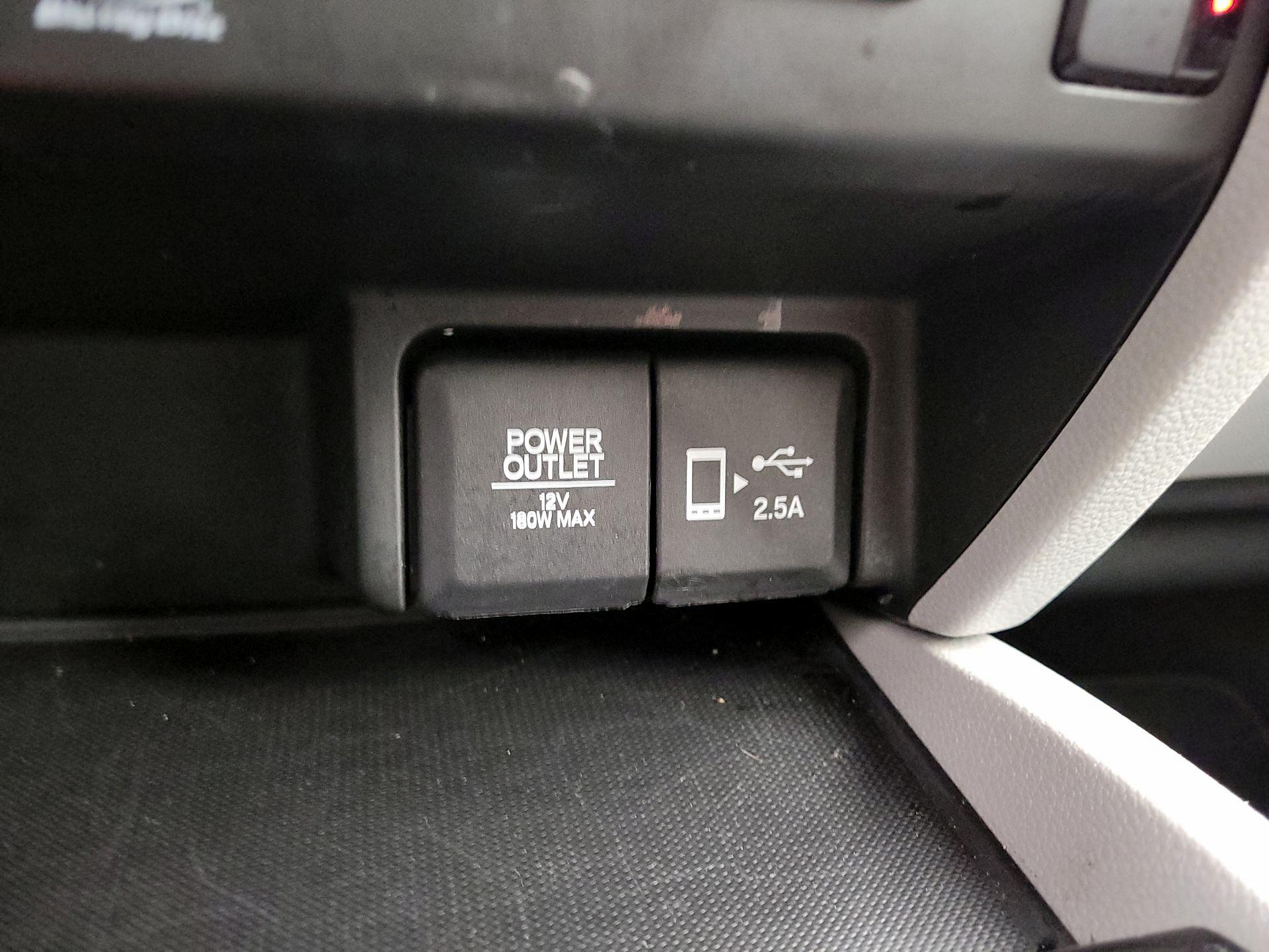 Thumbnail: 2019 Honda Pilot - 19