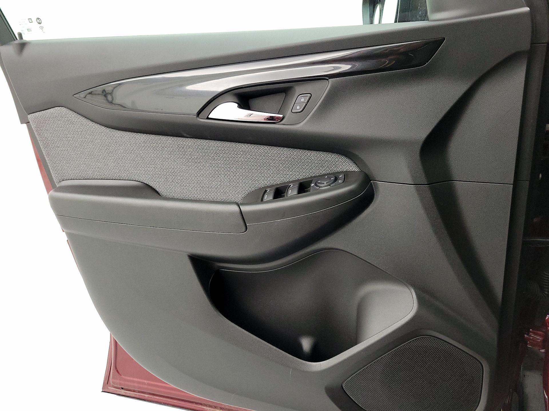 Thumbnail: 2025 Chevrolet TrailBlazer - 12