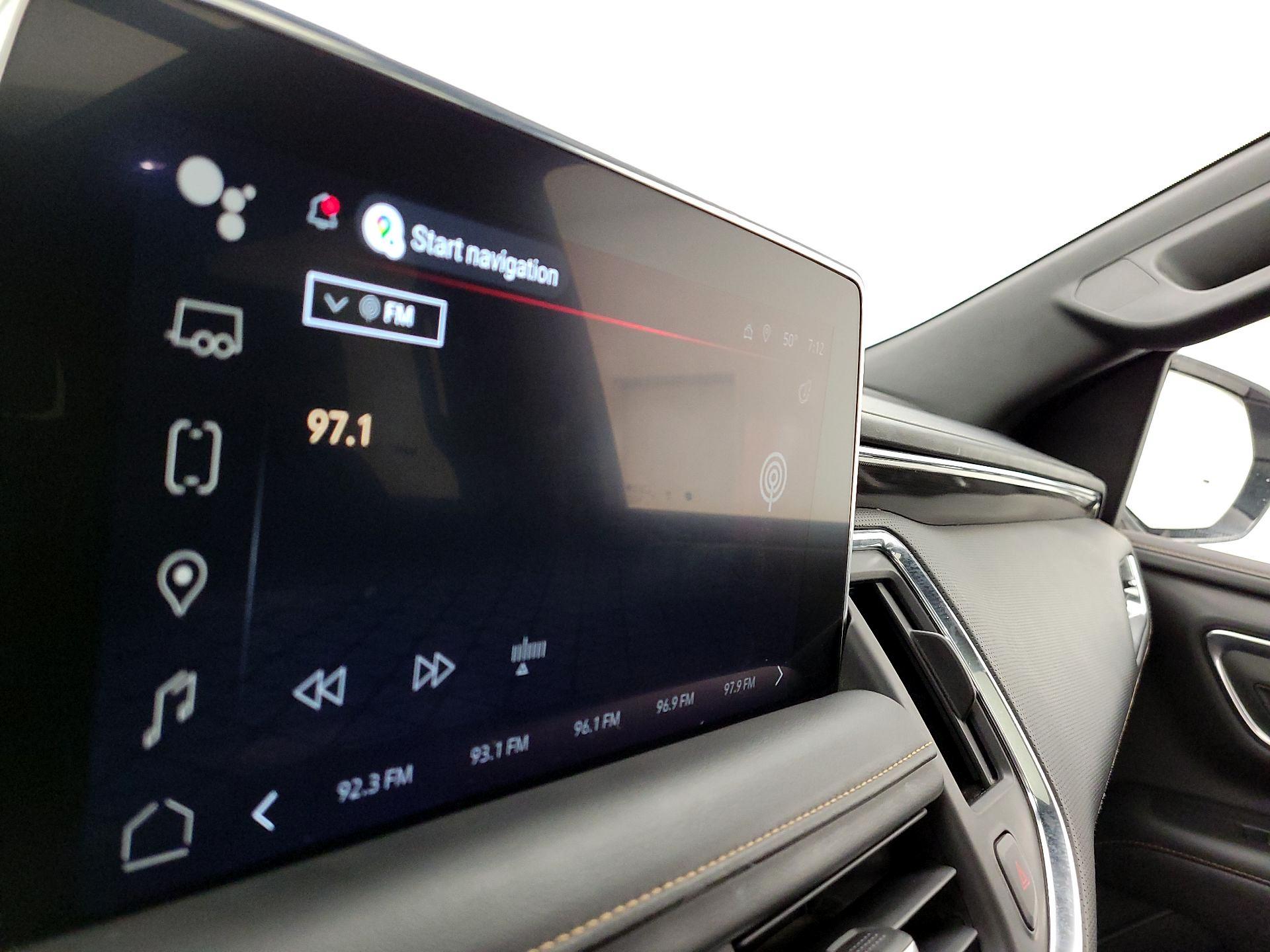 Thumbnail: 2023 GMC Yukon XL - 15