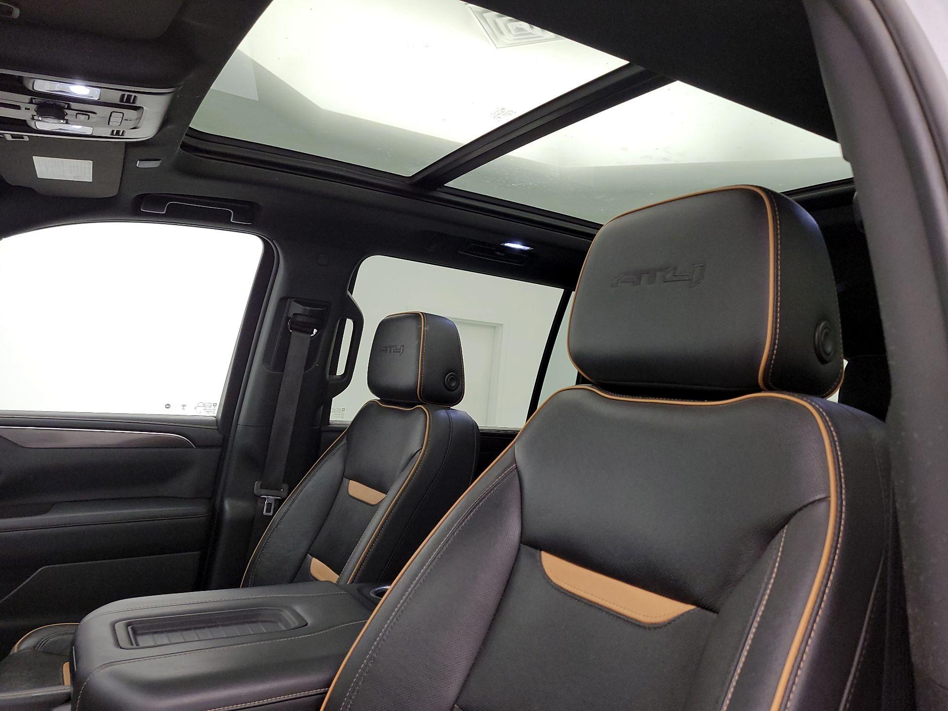 Thumbnail: 2023 GMC Yukon XL - 19