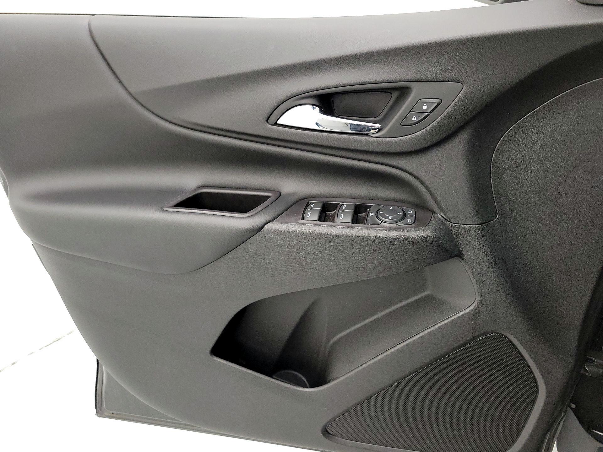 Thumbnail: 2018 Chevrolet Equinox - 12