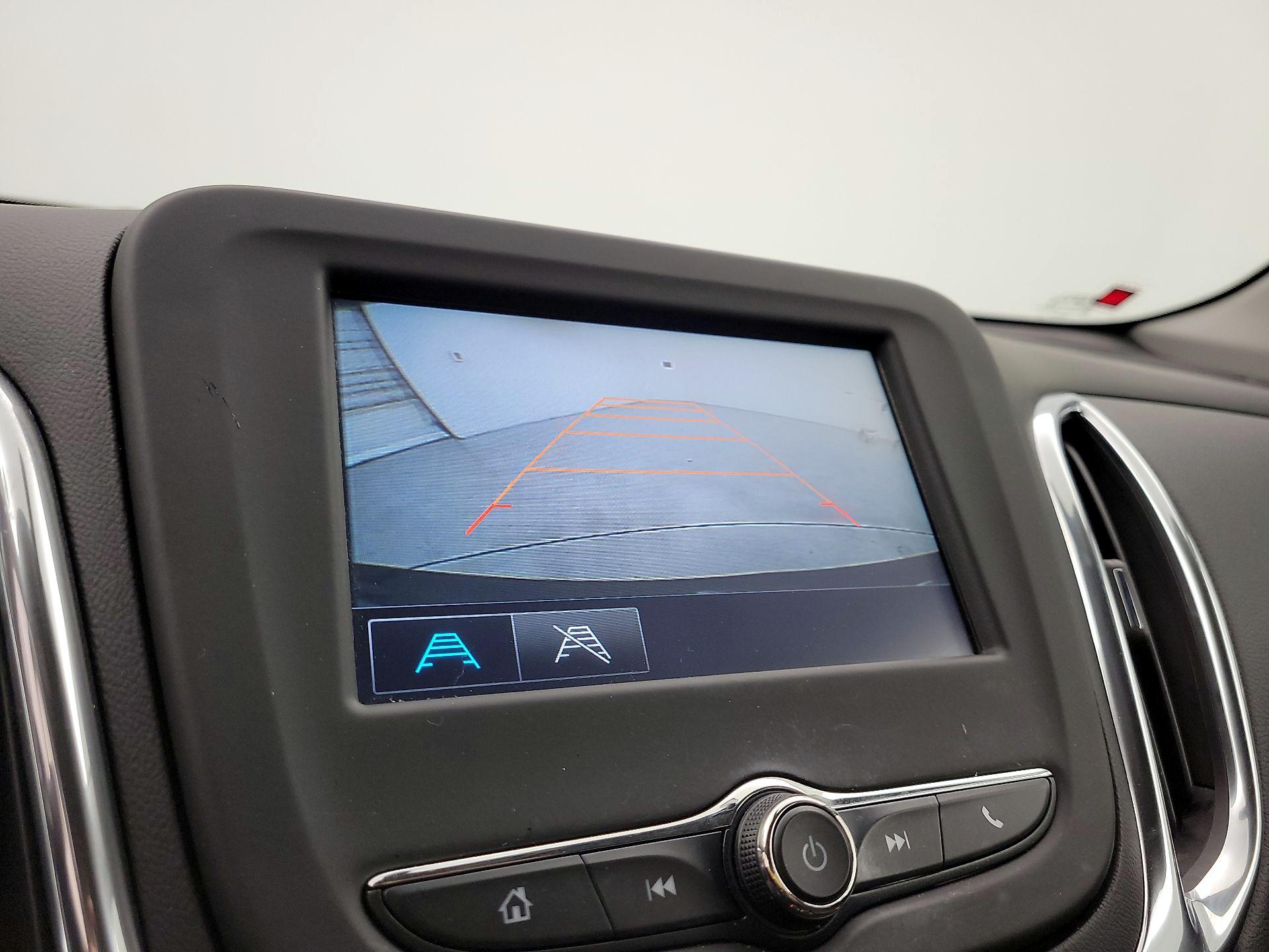 Thumbnail: 2018 Chevrolet Equinox - 14